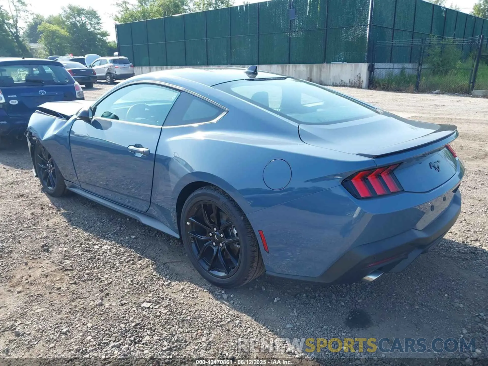 3 Photograph of a damaged car 1FA6P8TH7S5112957 FORD MUSTANG 2025