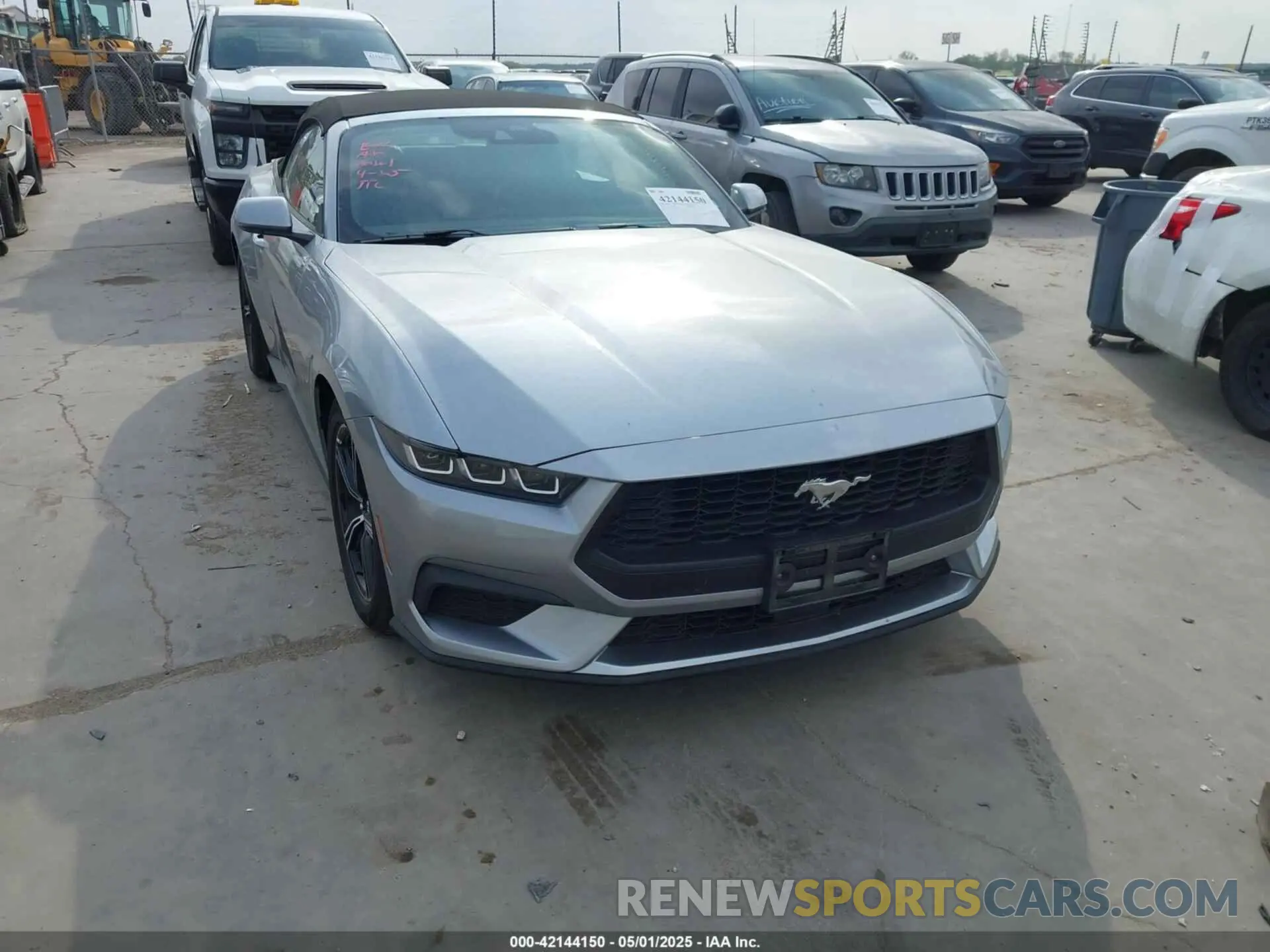 1 Photograph of a damaged car 1FAGP8UH9S5108203 FORD MUSTANG 2025