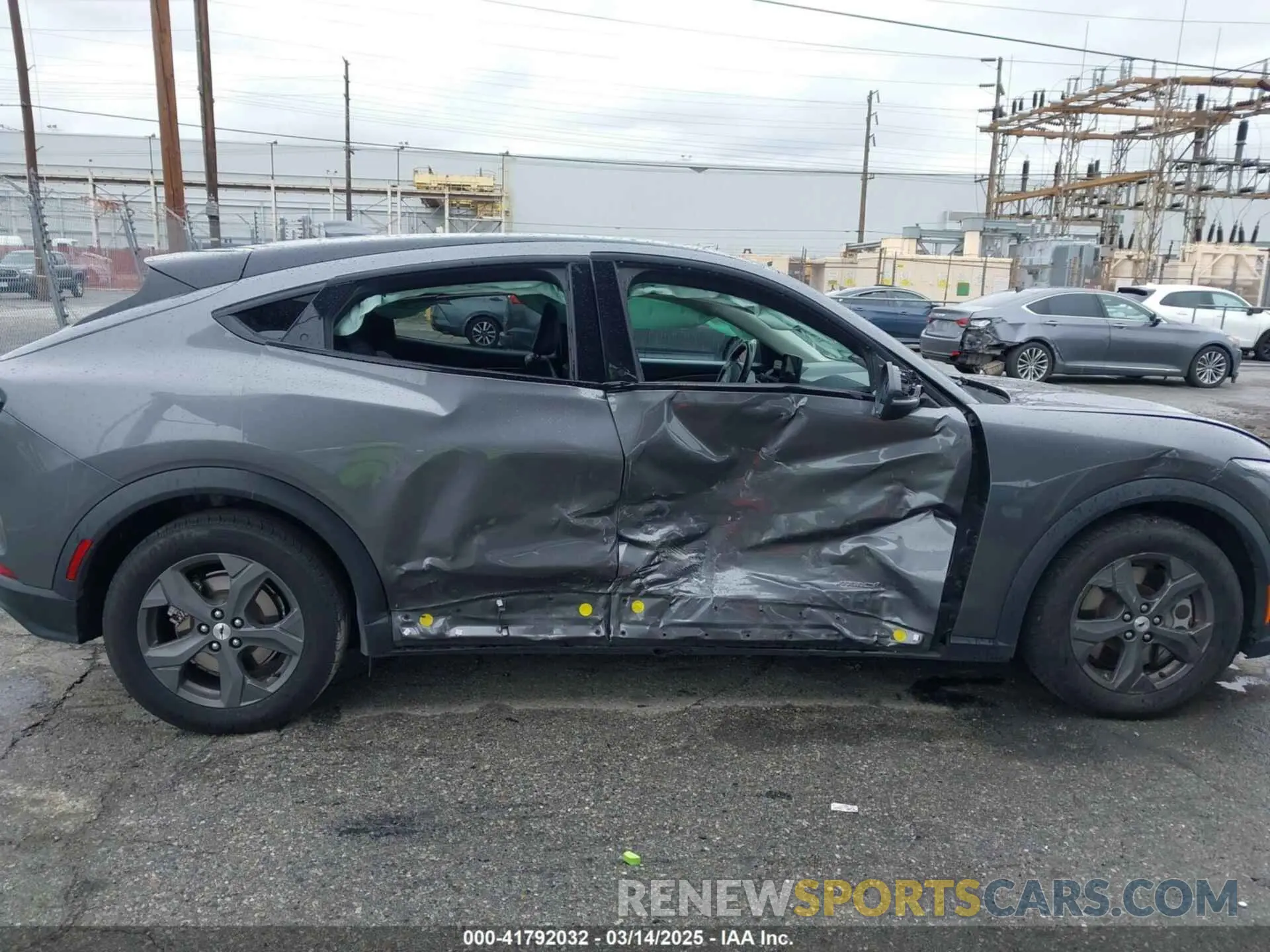 6 Photograph of a damaged car 3FMTK1RM8MMA35029 FORD MUSTANG MACH-E 2021