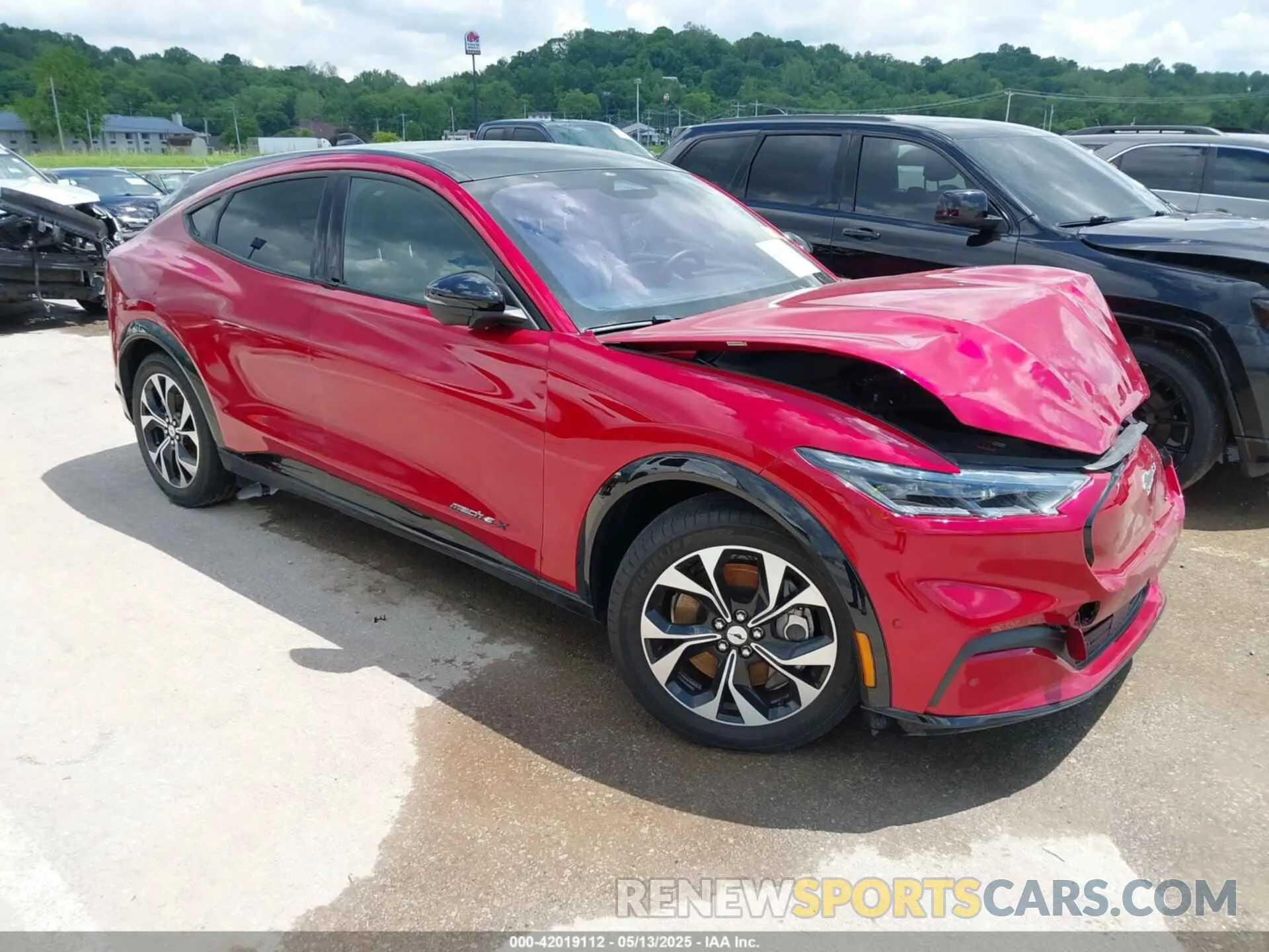 1 Photograph of a damaged car 3FMTK3R71MMA08132 FORD MUSTANG MACH-E 2021