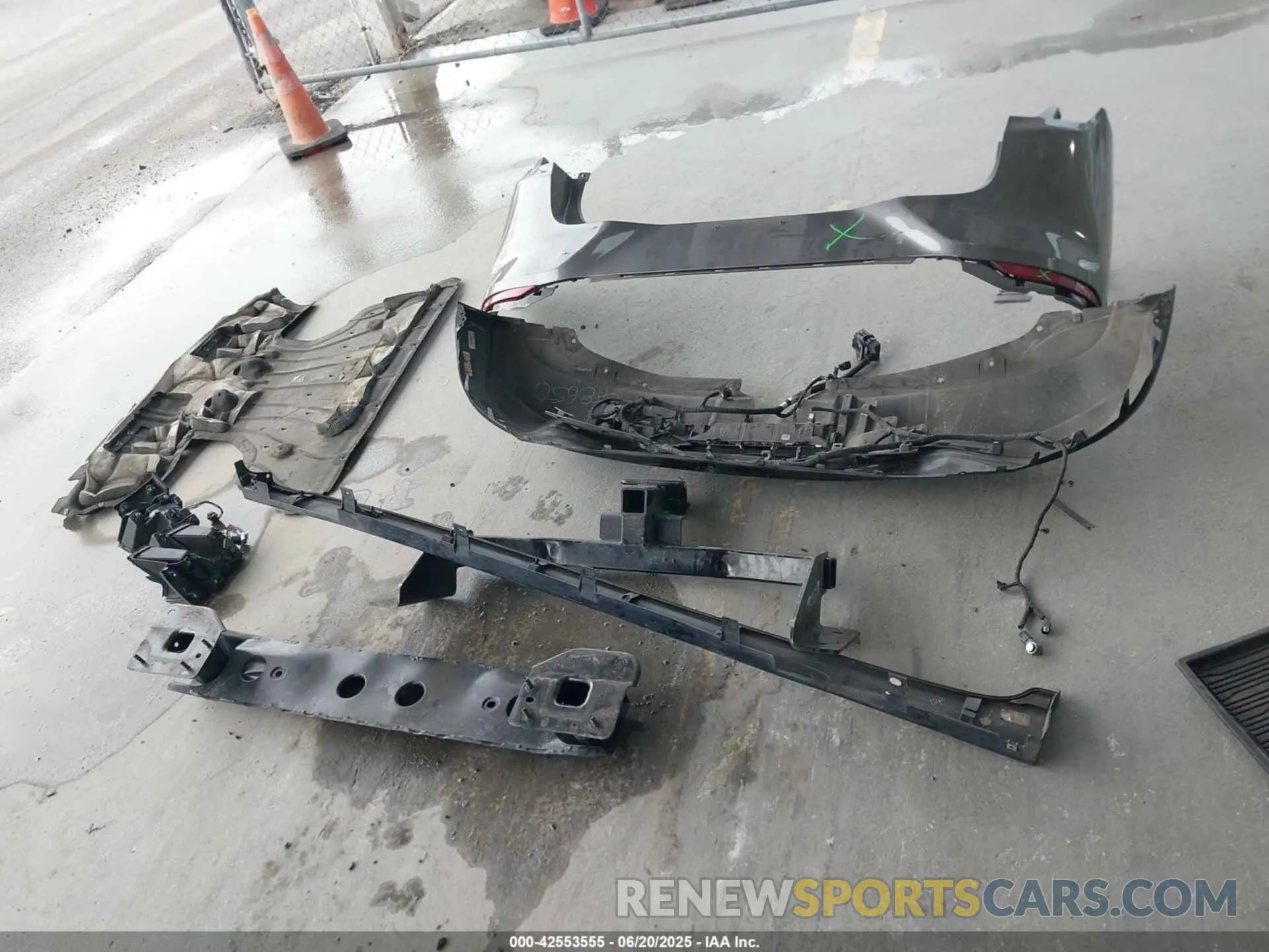 12 Photograph of a damaged car 3FMTK3R72MMA28650 FORD MUSTANG MACH-E 2021