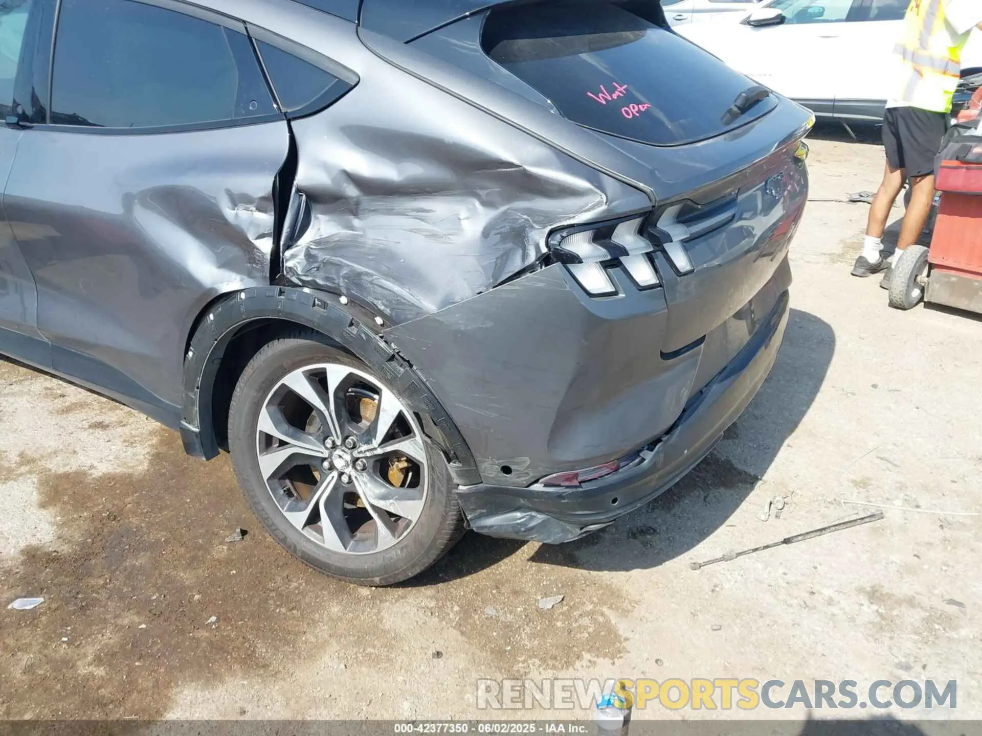 6 Photograph of a damaged car 3FMTK3R79MMA23753 FORD MUSTANG MACH-E 2021