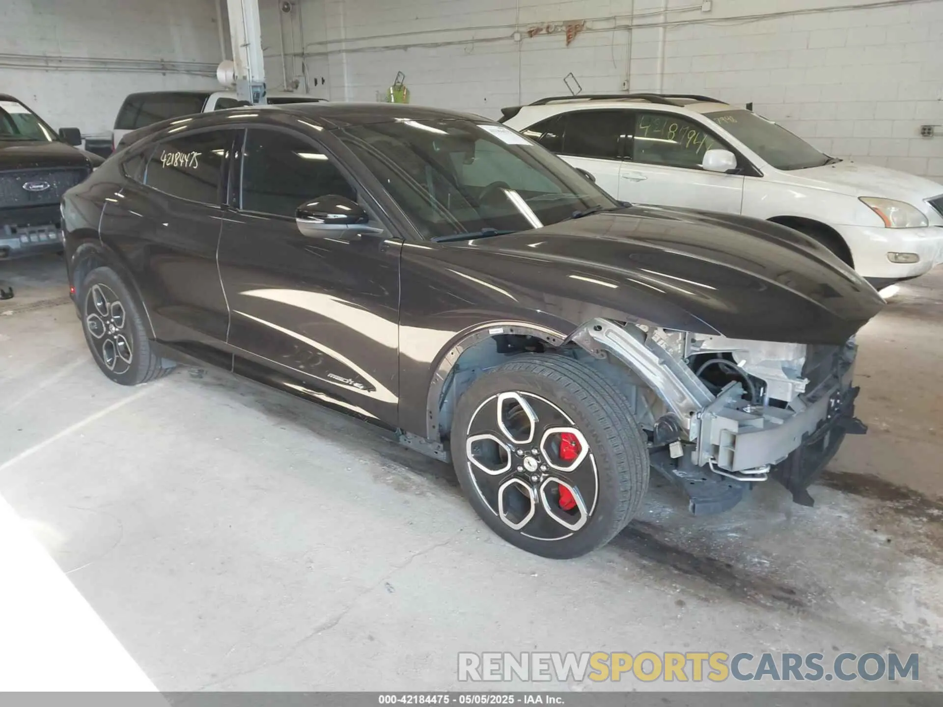 1 Photograph of a damaged car 3FMTK4SE1MME00977 FORD MUSTANG MACH-E 2021