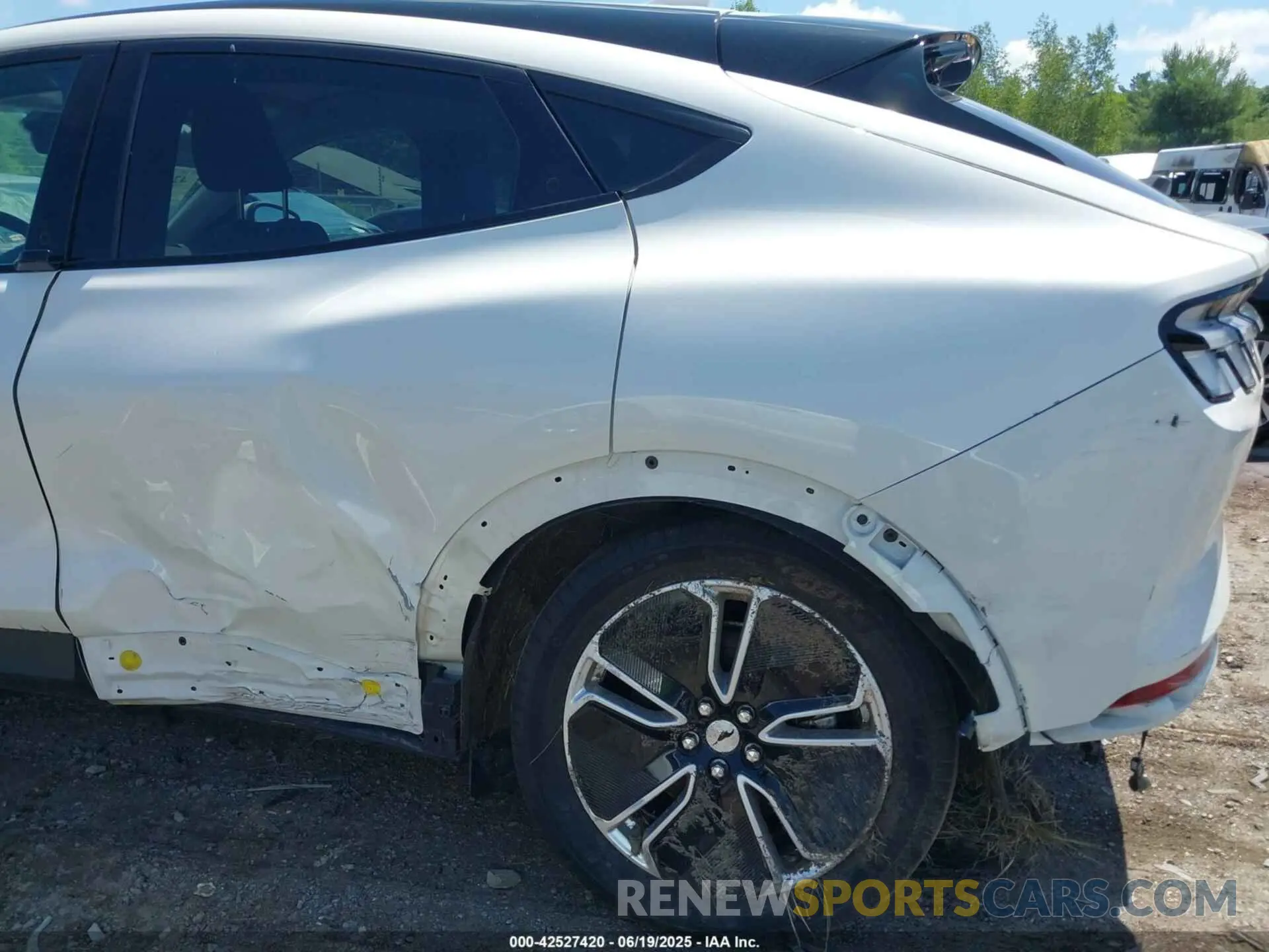 6 Photograph of a damaged car 3FMTK1RM1NMA28893 FORD MUSTANG MACH-E 2022