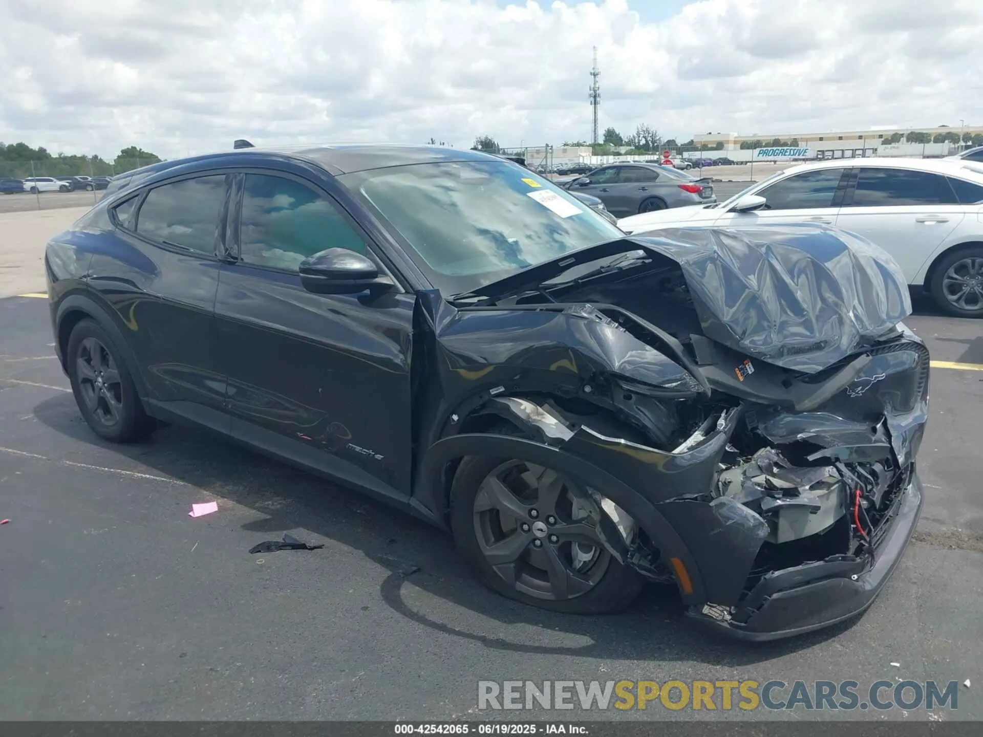 1 Photograph of a damaged car 3FMTK1RM4NMA41461 FORD MUSTANG MACH-E 2022