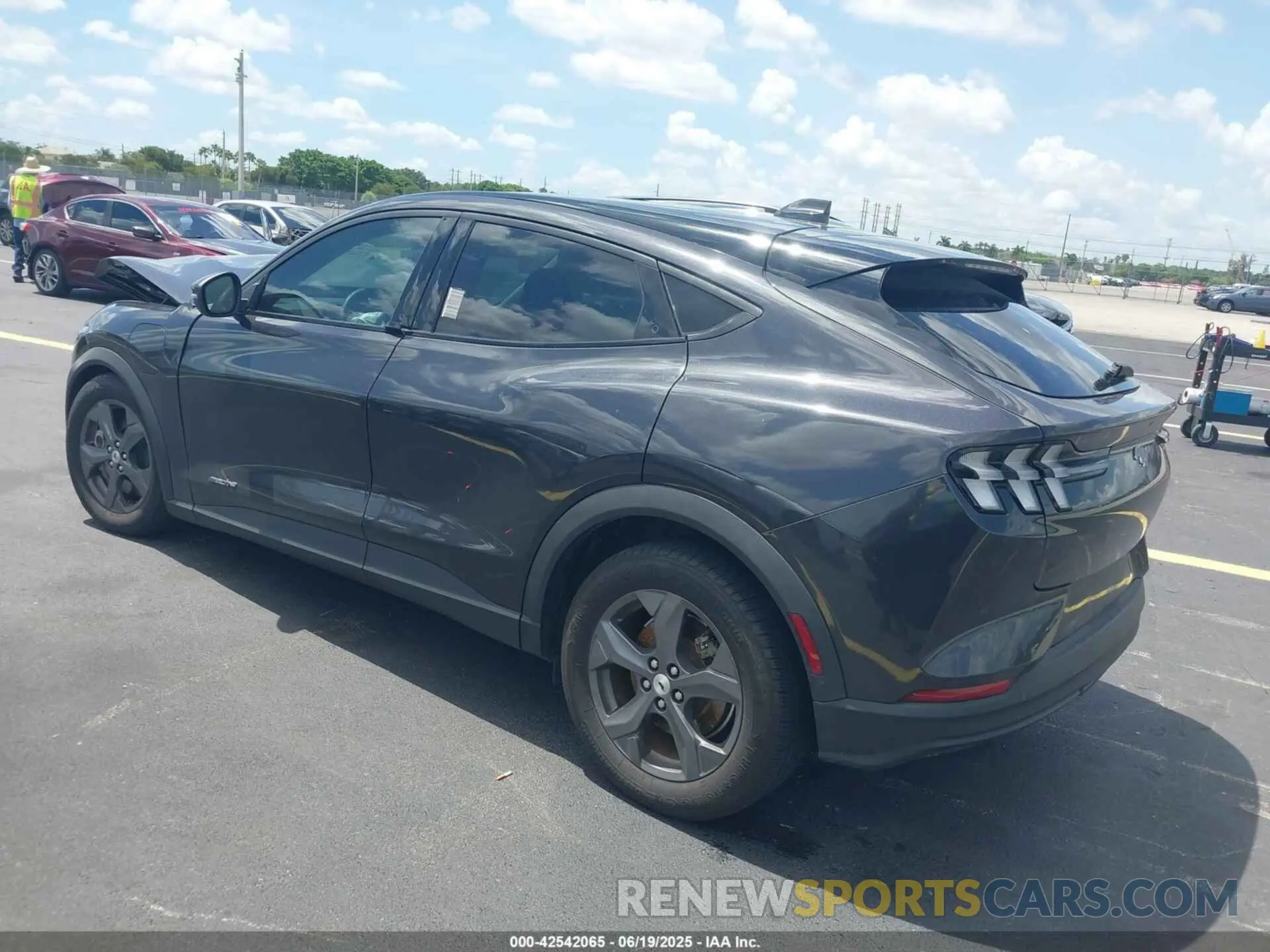 3 Photograph of a damaged car 3FMTK1RM4NMA41461 FORD MUSTANG MACH-E 2022