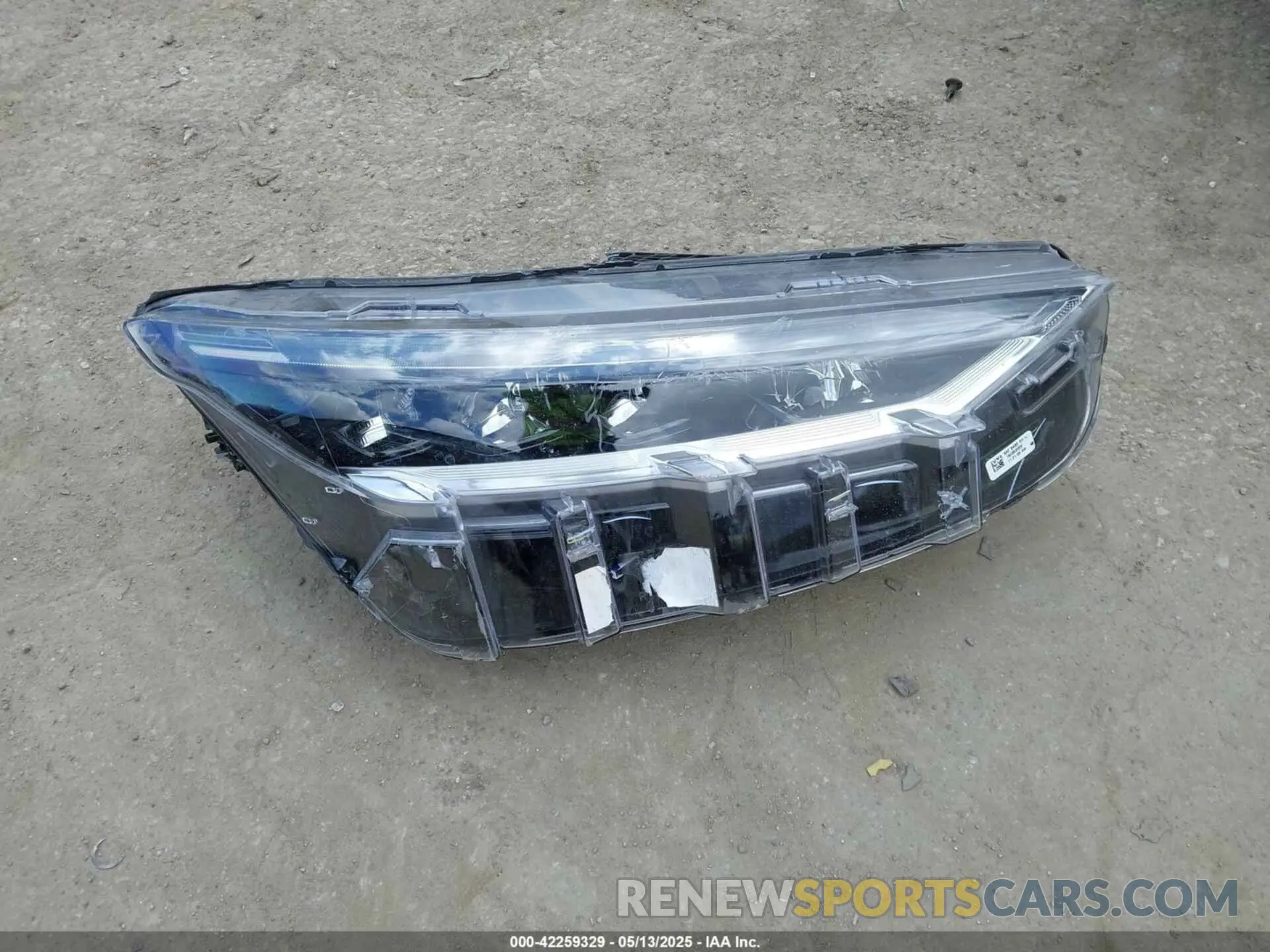 11 Photograph of a damaged car 3FMTK1RM9NMA28589 FORD MUSTANG MACH-E 2022