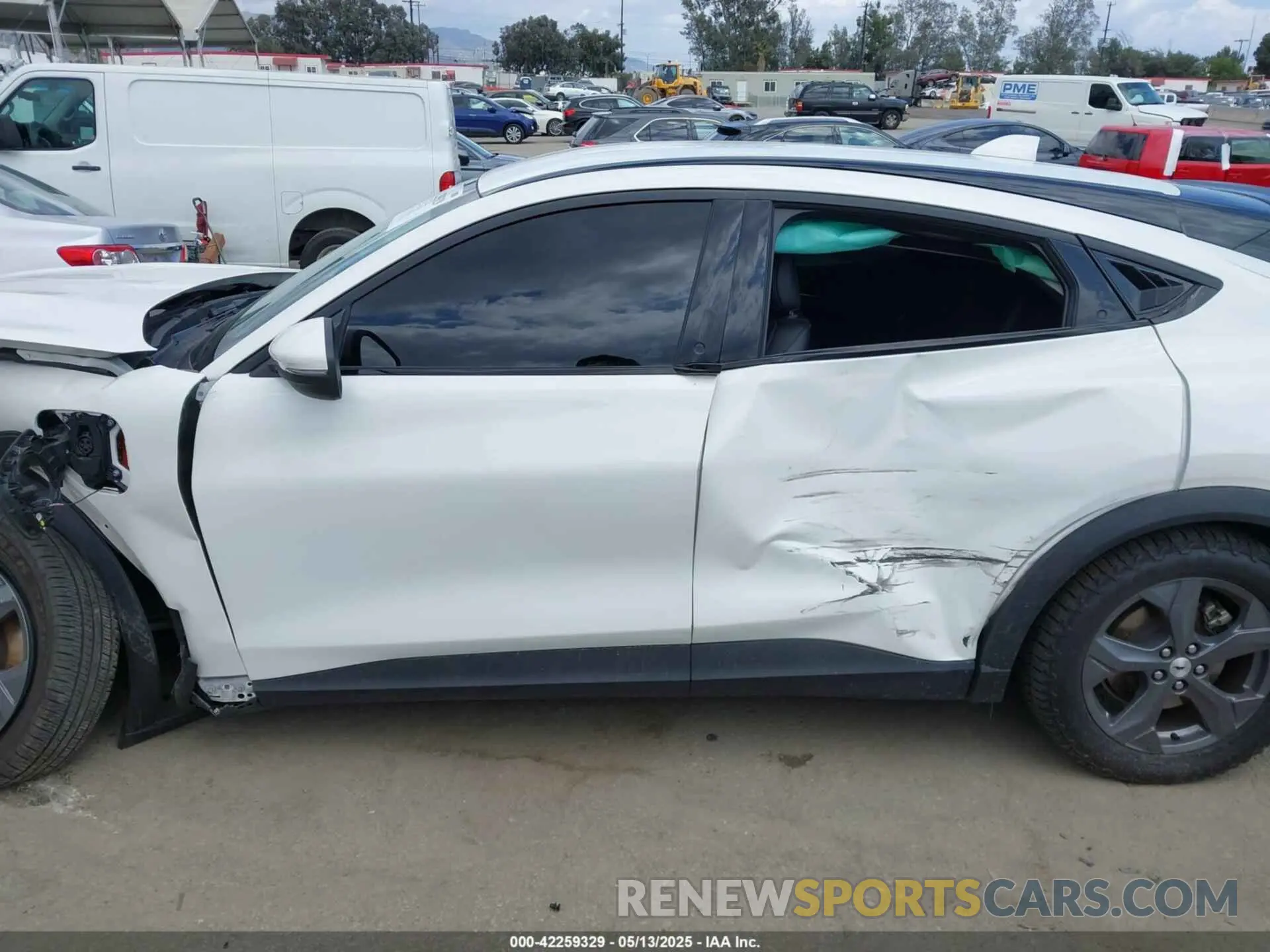14 Photograph of a damaged car 3FMTK1RM9NMA28589 FORD MUSTANG MACH-E 2022