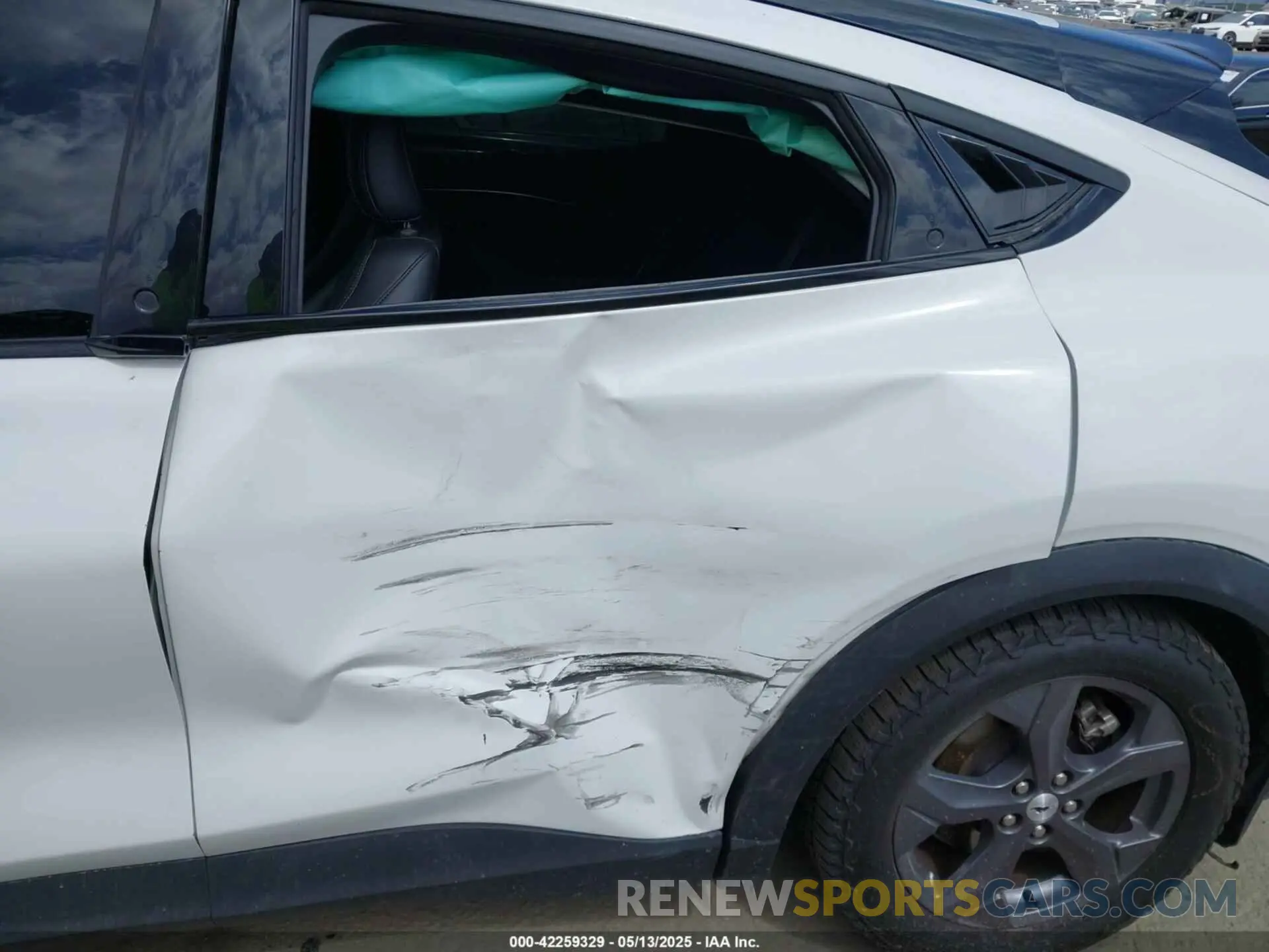 19 Photograph of a damaged car 3FMTK1RM9NMA28589 FORD MUSTANG MACH-E 2022