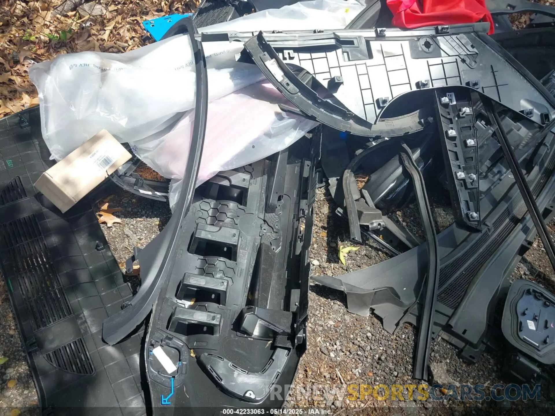 12 Photograph of a damaged car 3FMTK3R77NMA28340 FORD MUSTANG MACH-E 2022