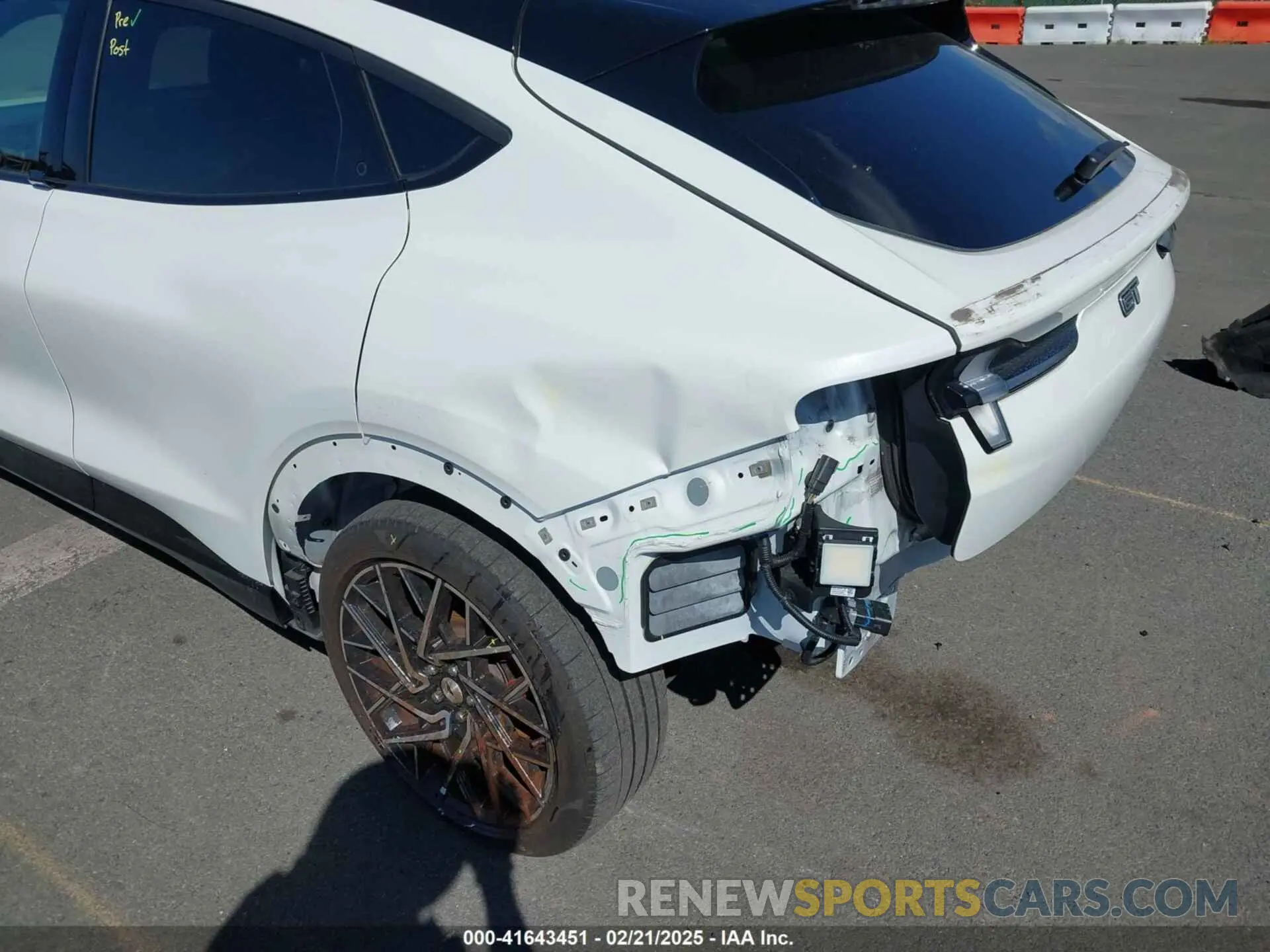 20 Photograph of a damaged car 3FMTK4SX0NMA51684 FORD MUSTANG MACH-E 2022