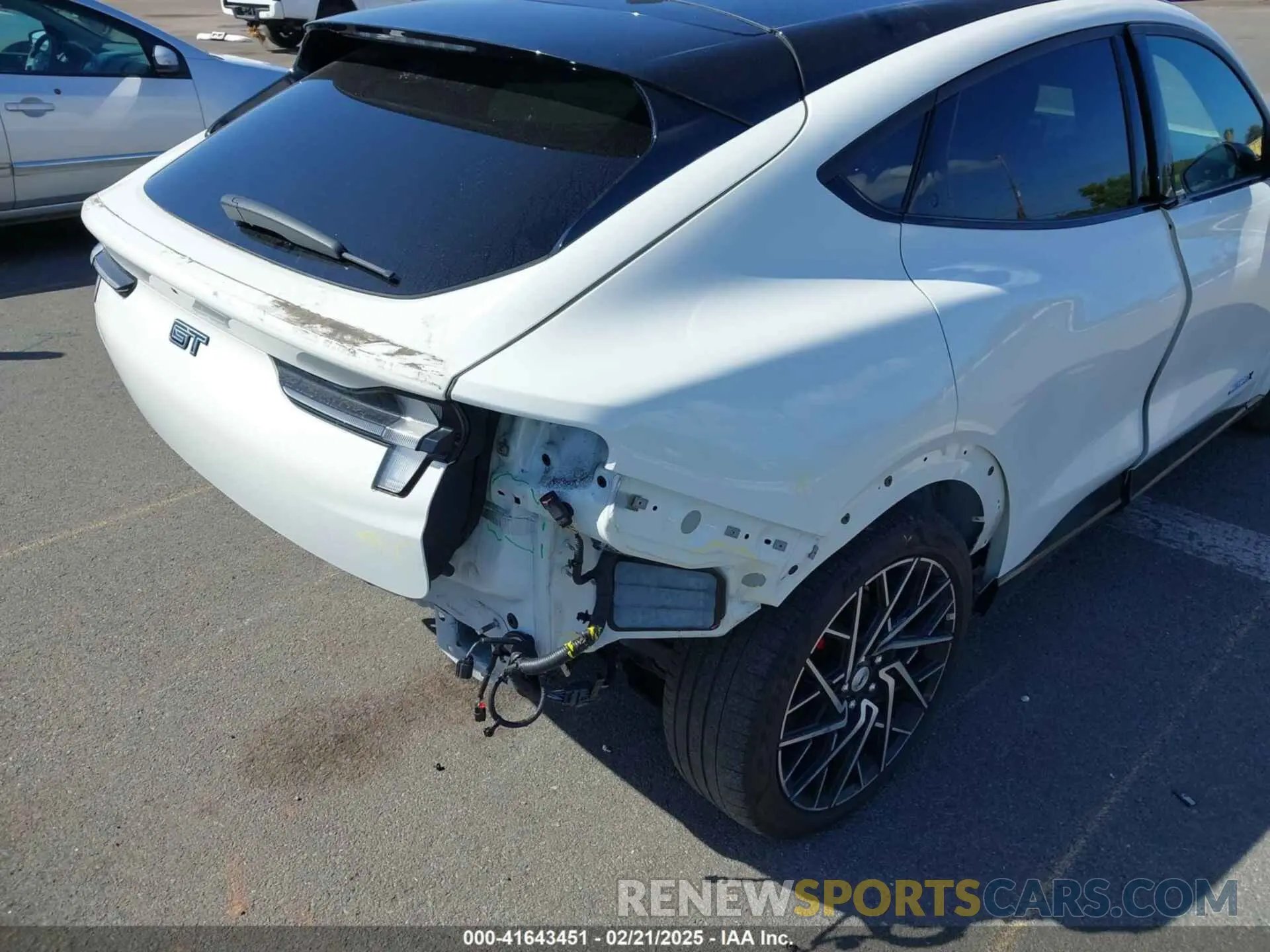 21 Photograph of a damaged car 3FMTK4SX0NMA51684 FORD MUSTANG MACH-E 2022