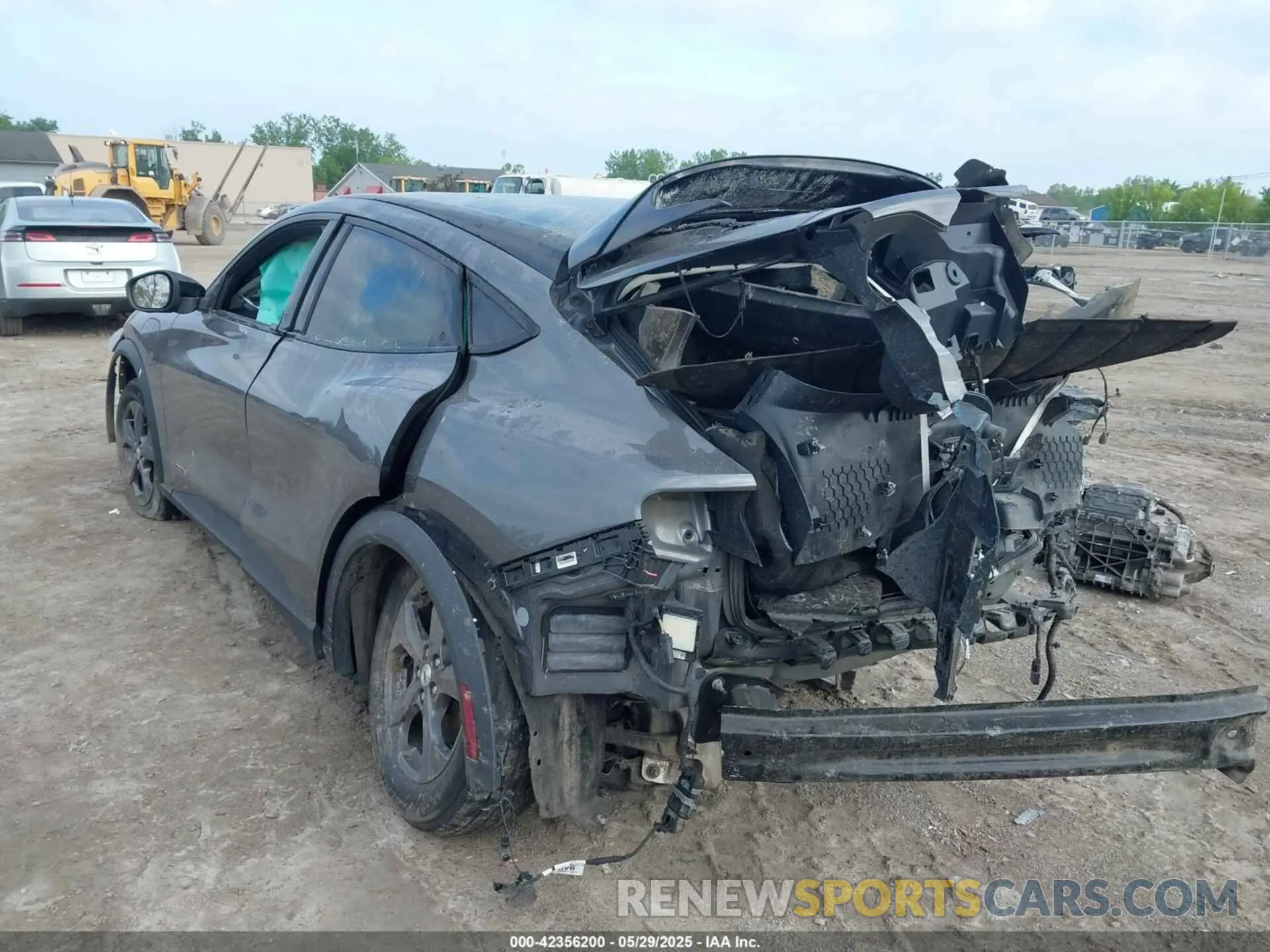 3 Photograph of a damaged car 3FMTK1SS4PMA00937 FORD MUSTANG MACH-E 2023