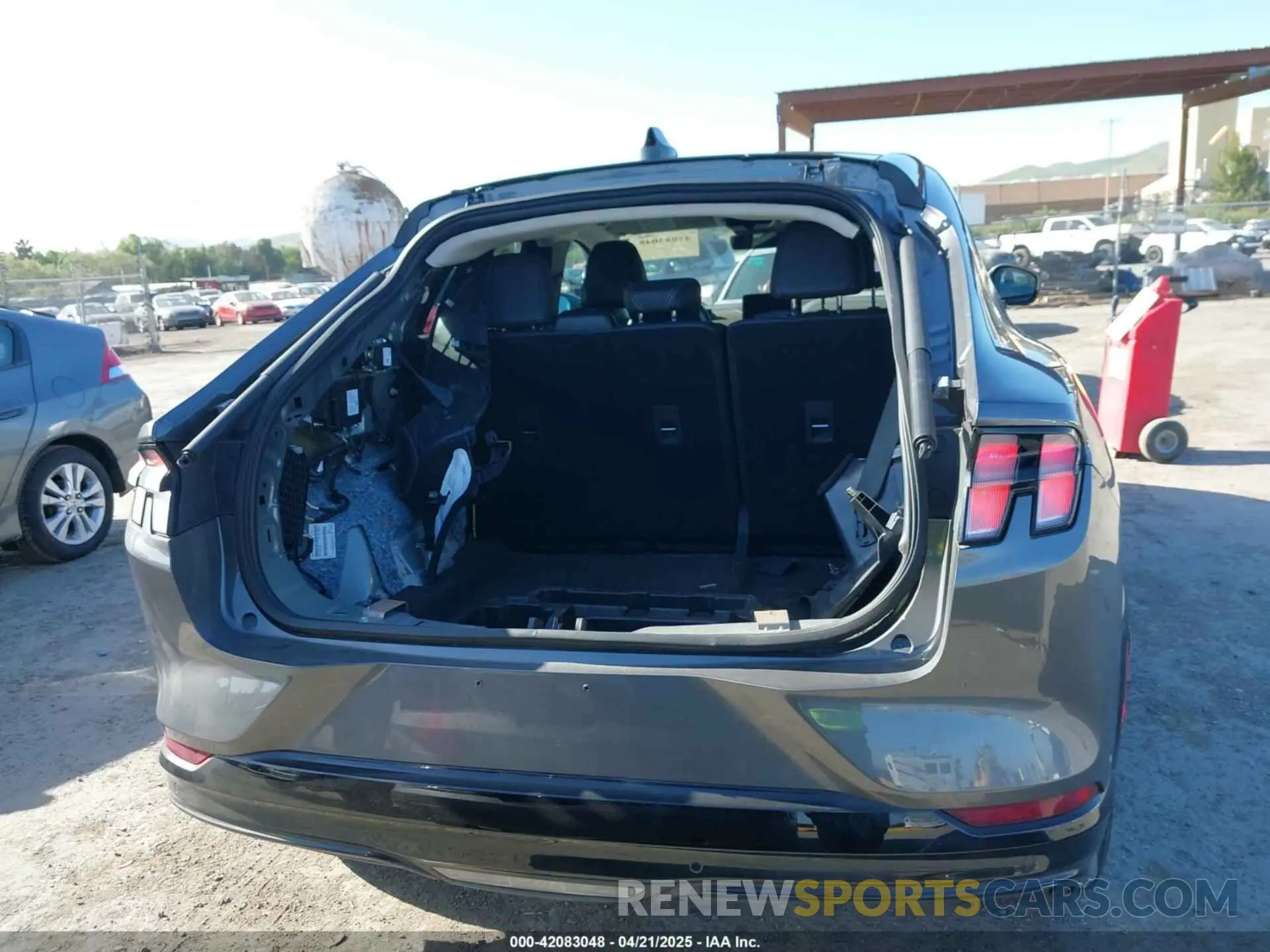 6 Photograph of a damaged car 3FMTK3SU9PMA59933 FORD MUSTANG MACH-E 2023