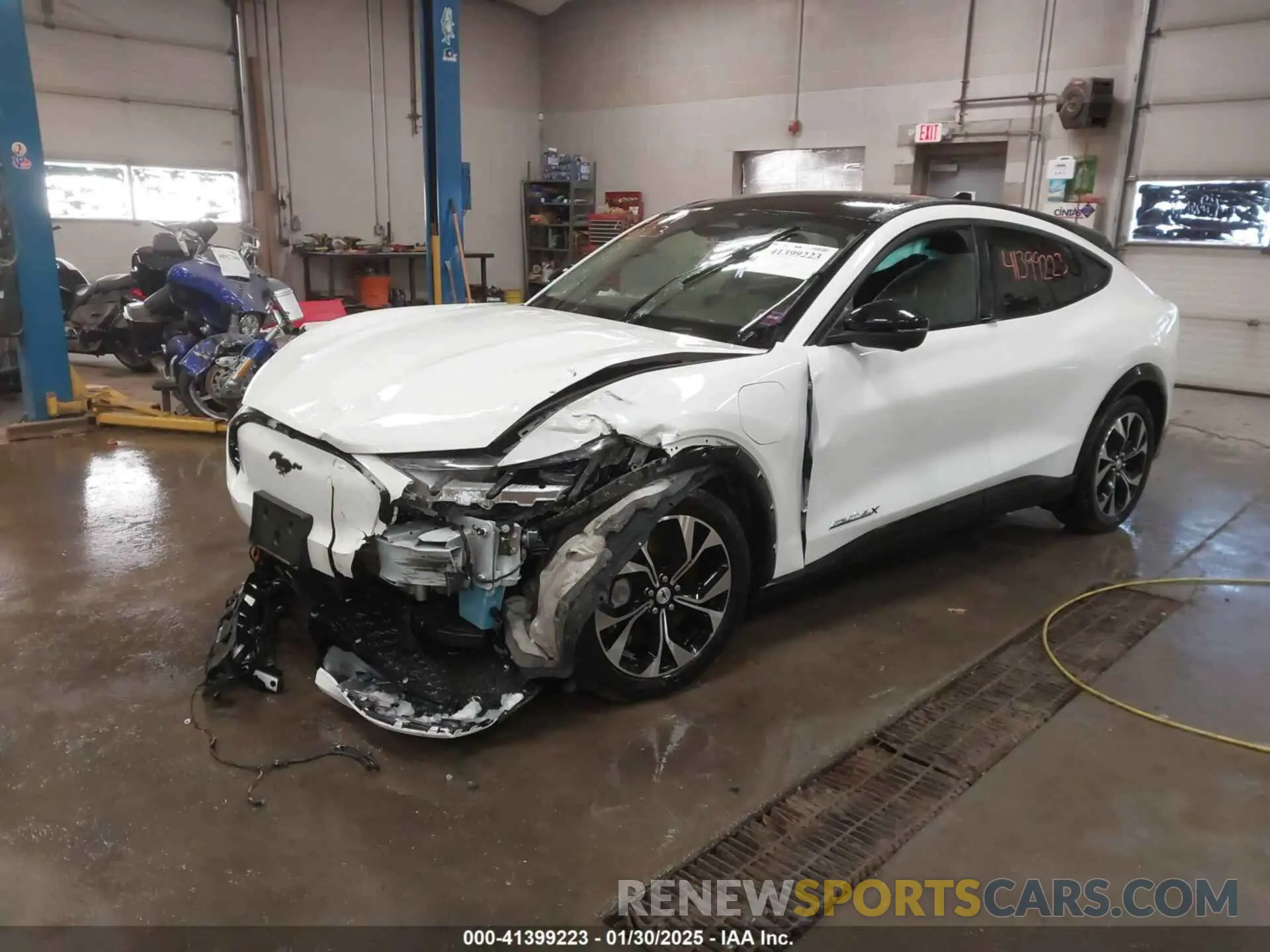 2 Photograph of a damaged car 3FMTK3SU9PMA90731 FORD MUSTANG MACH-E 2023