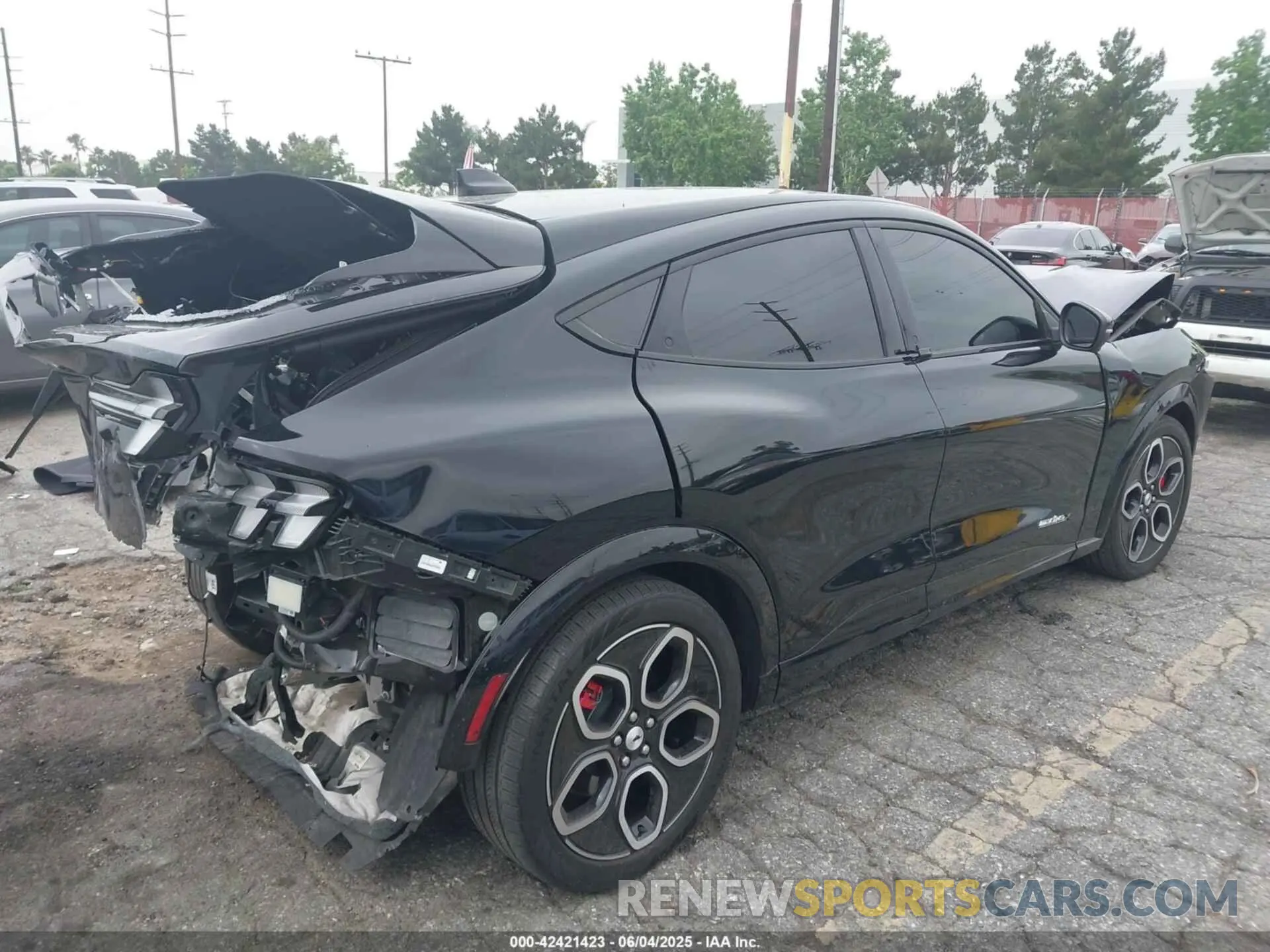4 Photograph of a damaged car 3FMTK4SE2PMA59707 FORD MUSTANG MACH-E 2023