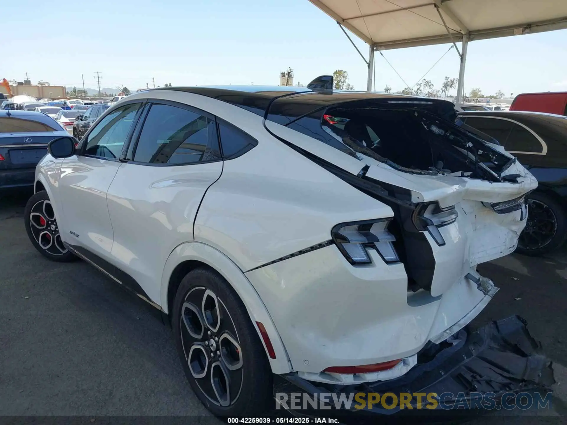 3 Photograph of a damaged car 3FMTK4SEXPMA16880 FORD MUSTANG MACH-E 2023