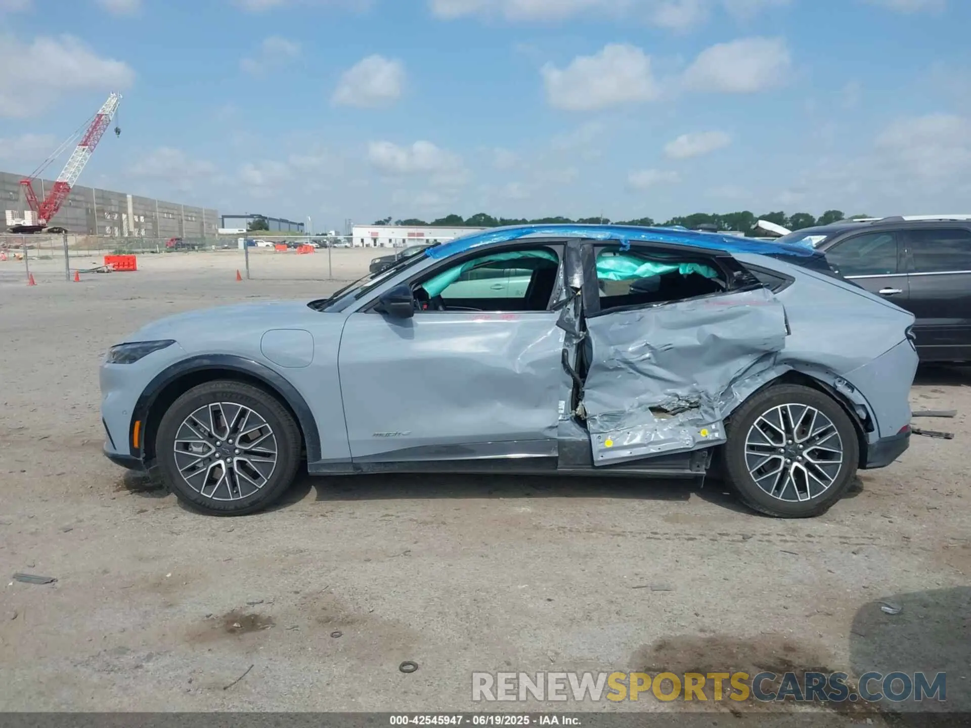 14 Photograph of a damaged car 3FMTK3R41RMA42486 FORD MUSTANG MACH-E 2024