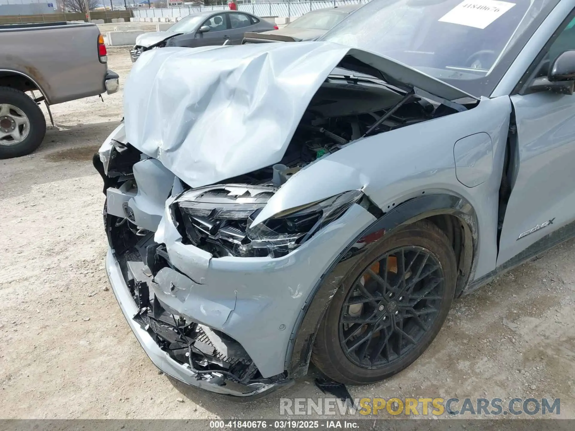 19 Photograph of a damaged car 3FMTK3SU3RMA33010 FORD MUSTANG MACH-E 2024