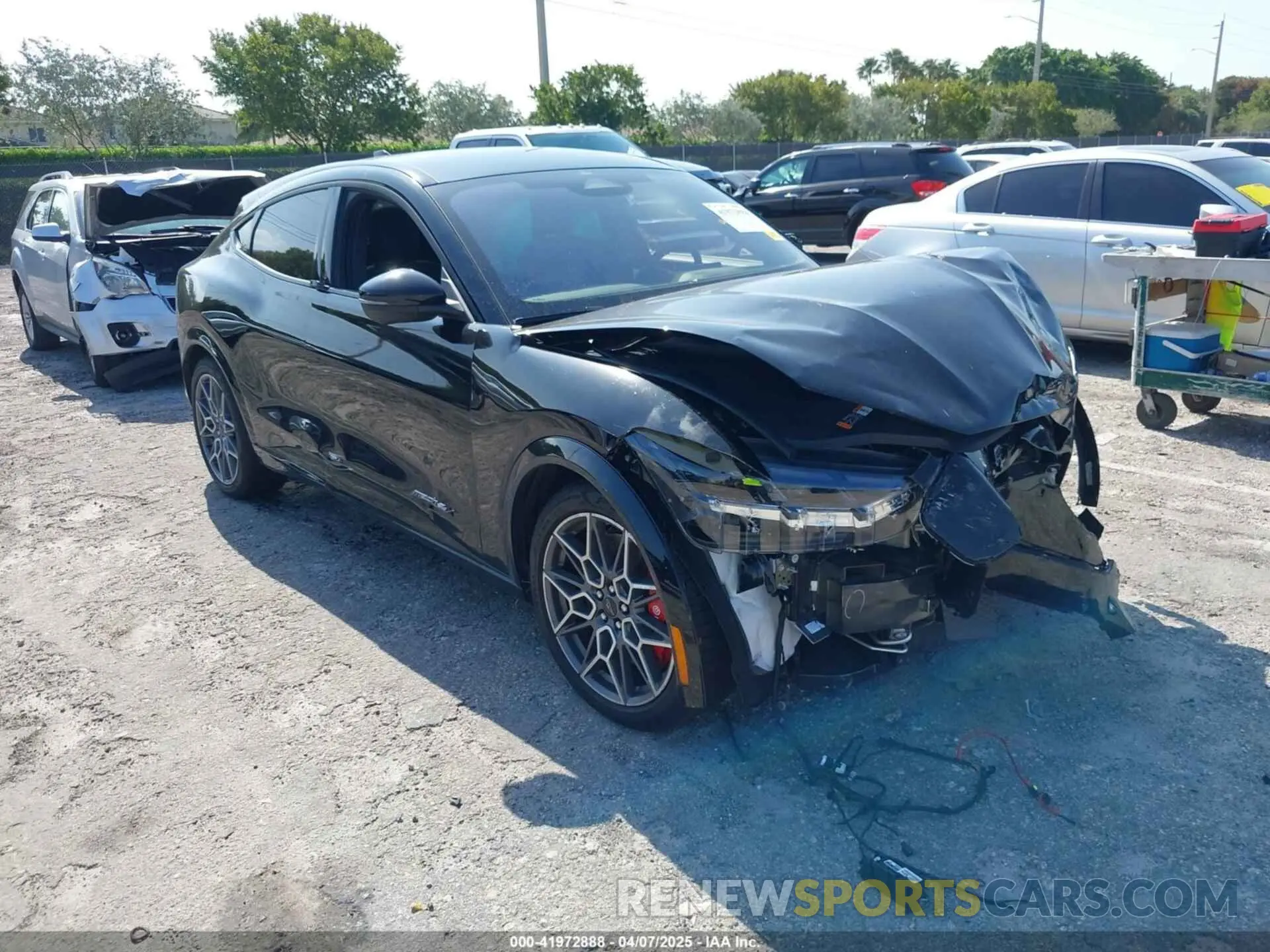 1 Photograph of a damaged car 3FMTK4SX2RMA42734 FORD MUSTANG MACH-E 2024