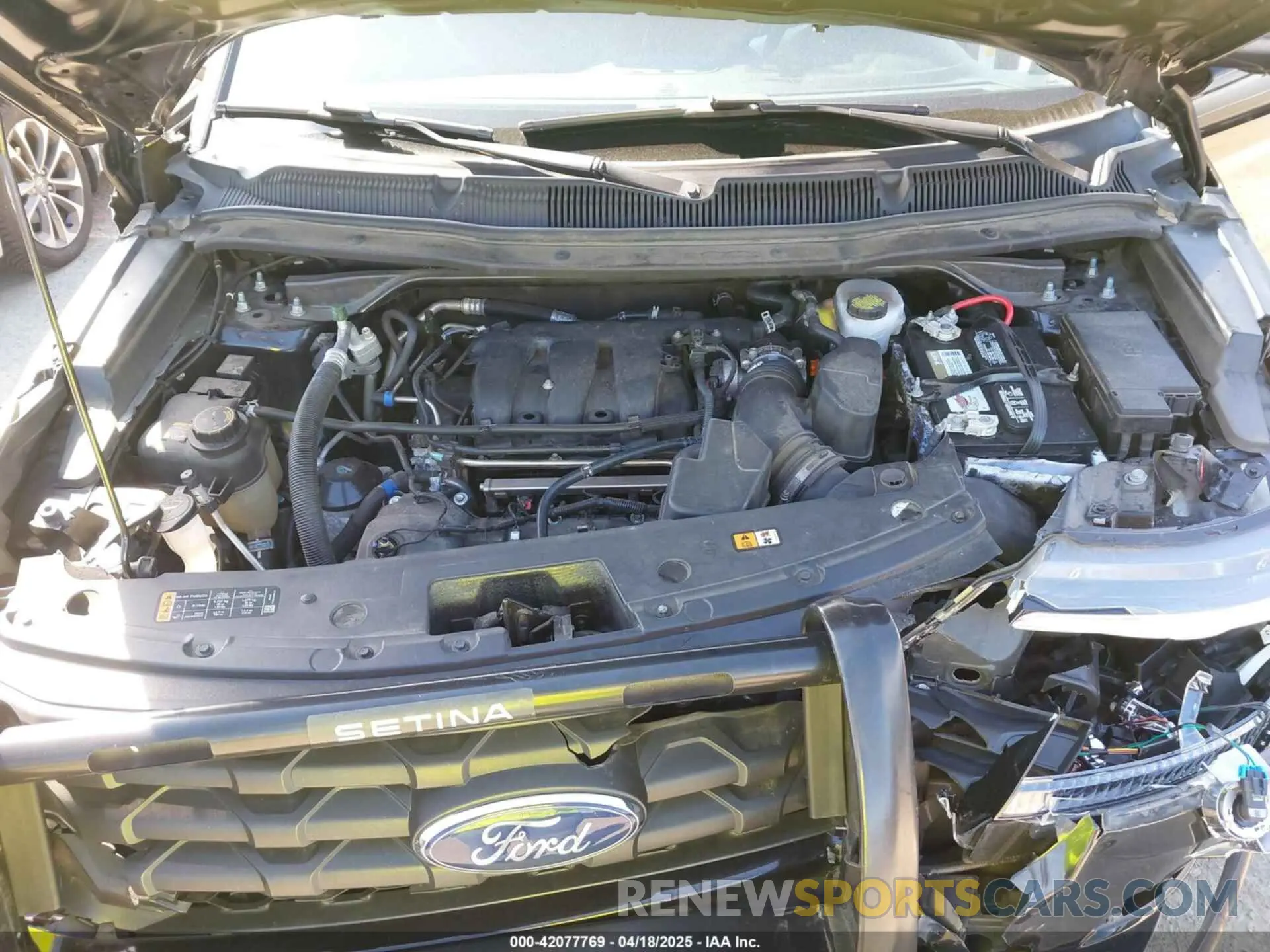 10 Photograph of a damaged car 1FM5K8AR2KGB15636 FORD POLICE INTERCEPTOR 2019