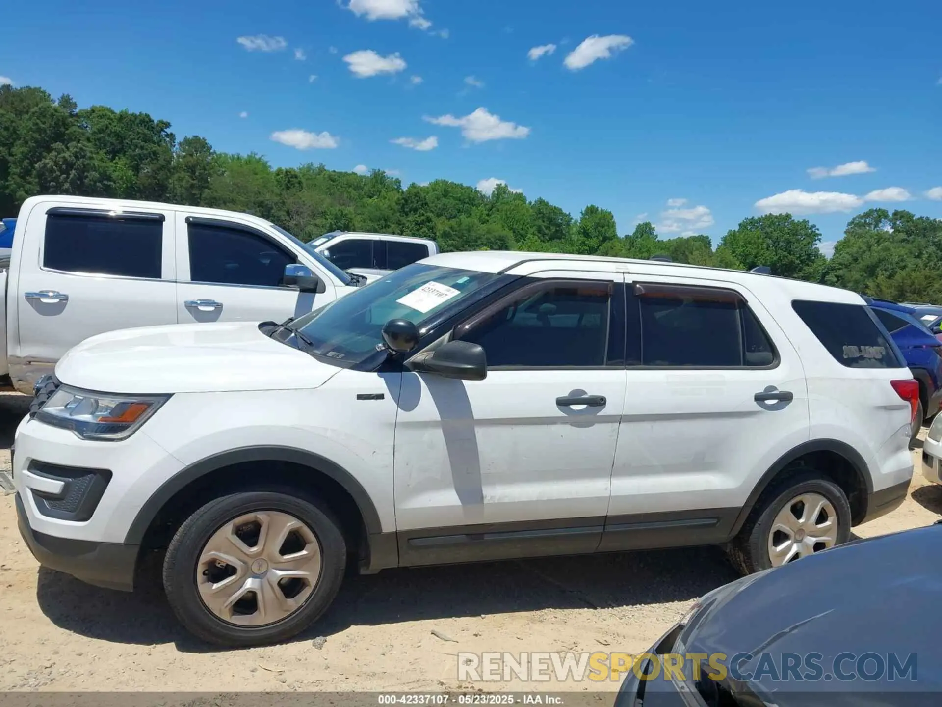 15 Photograph of a damaged car 1FM5K8AR3KGA29655 FORD POLICE INTERCEPTOR 2019