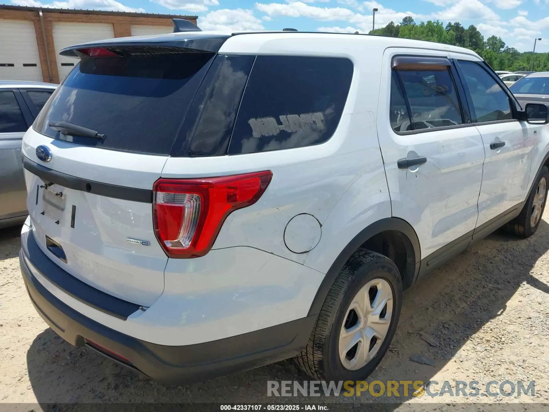 4 Photograph of a damaged car 1FM5K8AR3KGA29655 FORD POLICE INTERCEPTOR 2019