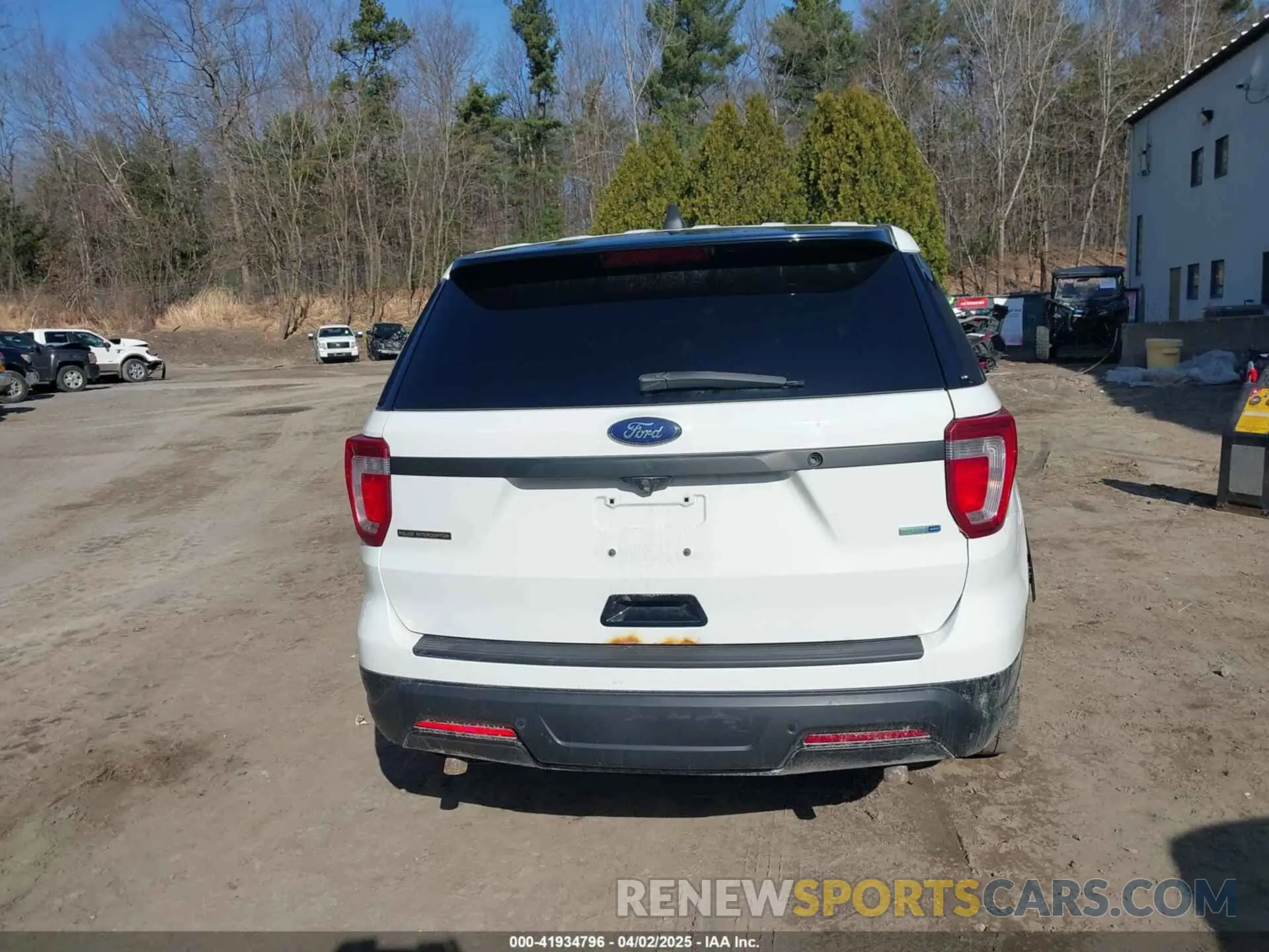 15 Photograph of a damaged car 1FM5K8AR4KGA29194 FORD POLICE INTERCEPTOR 2019