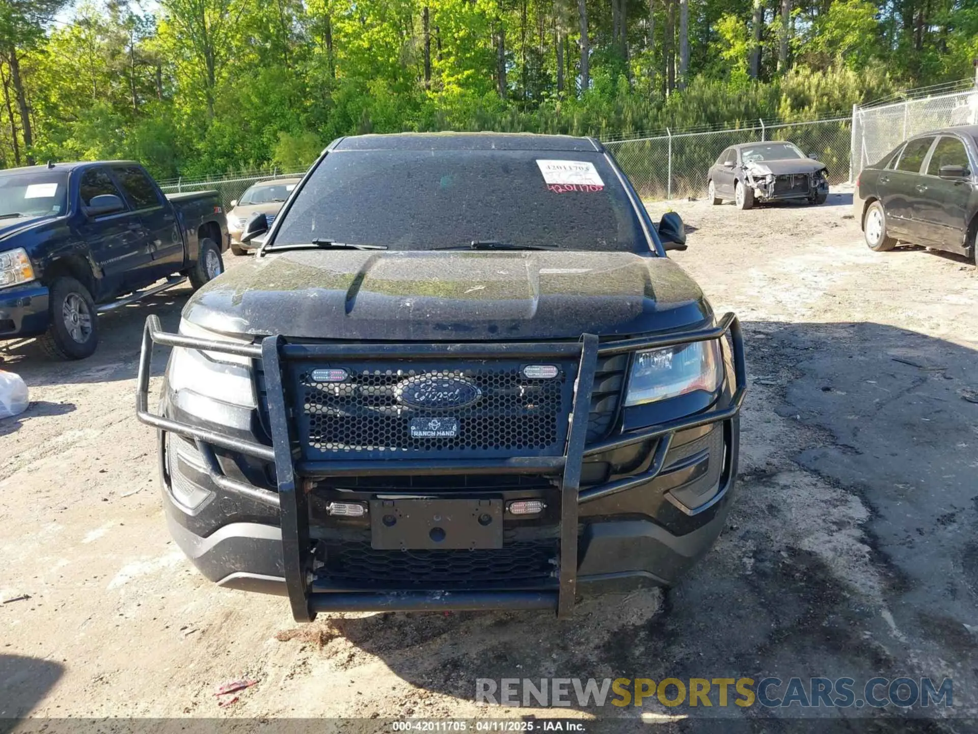 12 Photograph of a damaged car 1FM5K8AT0KGA31584 FORD POLICE INTERCEPTOR 2019