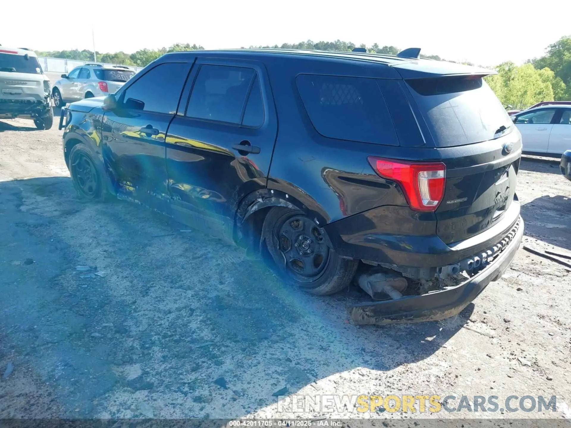 6 Photograph of a damaged car 1FM5K8AT0KGA31584 FORD POLICE INTERCEPTOR 2019