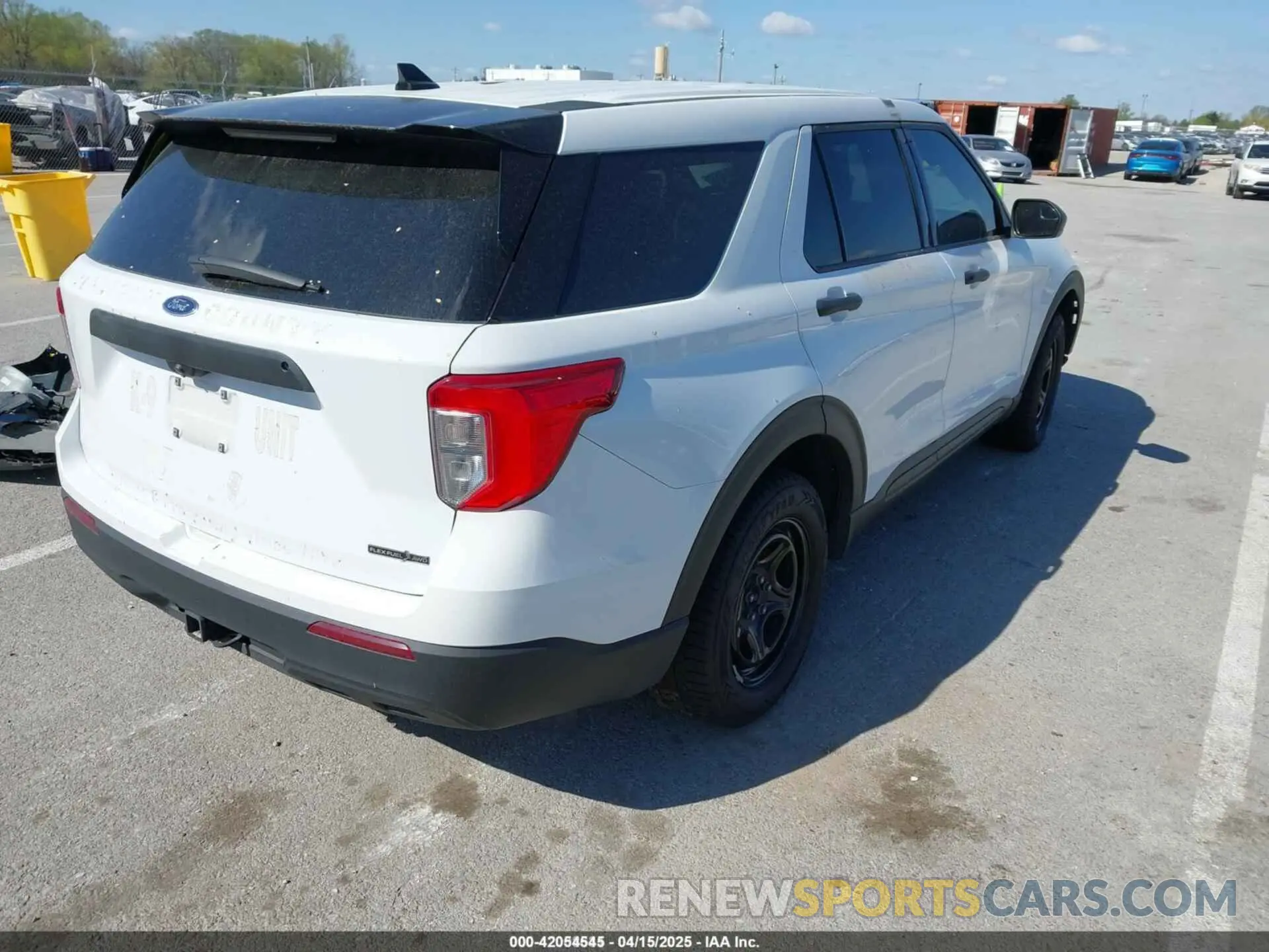 4 Photograph of a damaged car 1FM5K8AB0LGD09716 FORD POLICE INTERCEPTOR 2020