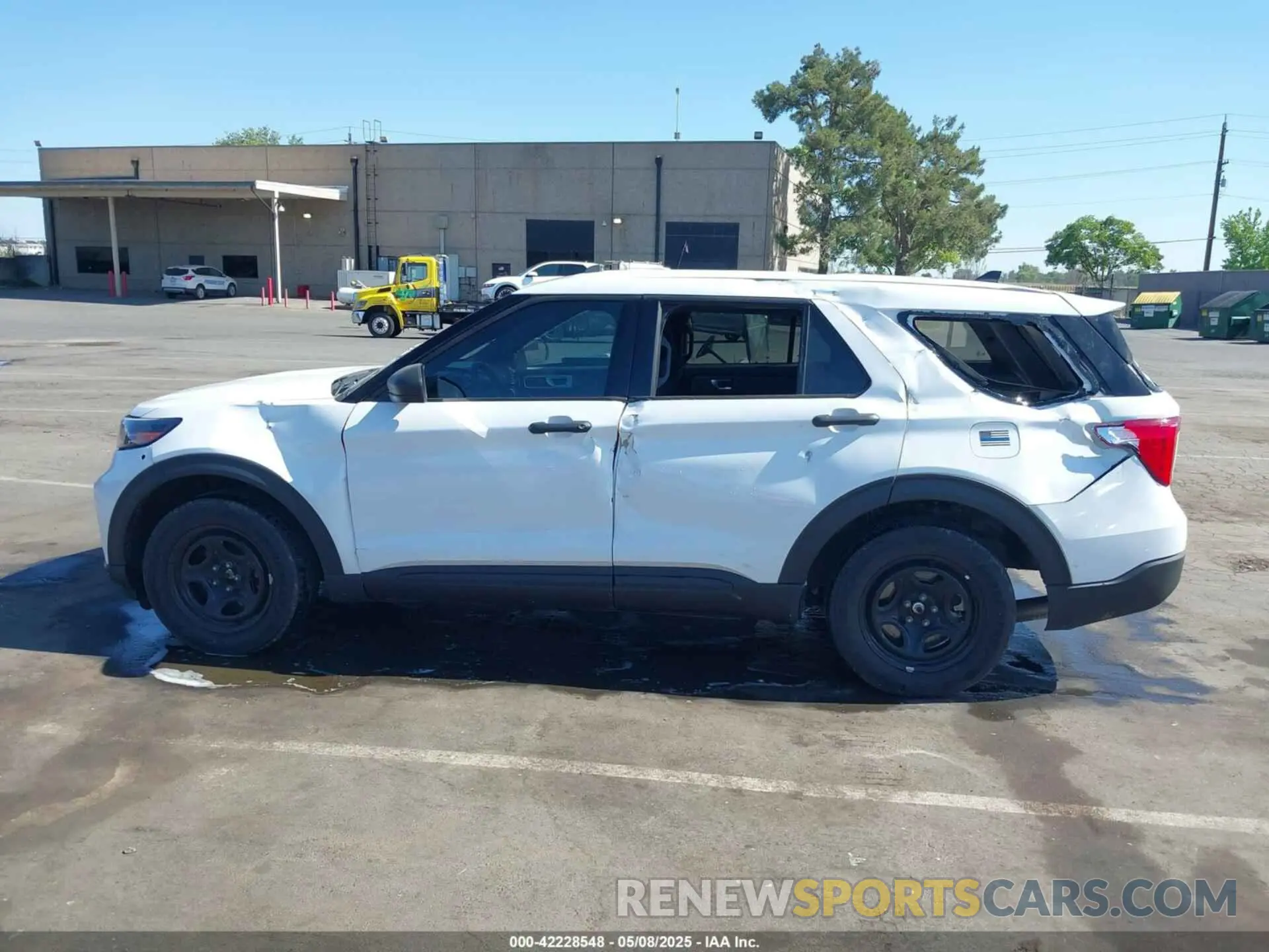 14 Photograph of a damaged car 1FM5K8AB1LGA84299 FORD POLICE INTERCEPTOR 2020