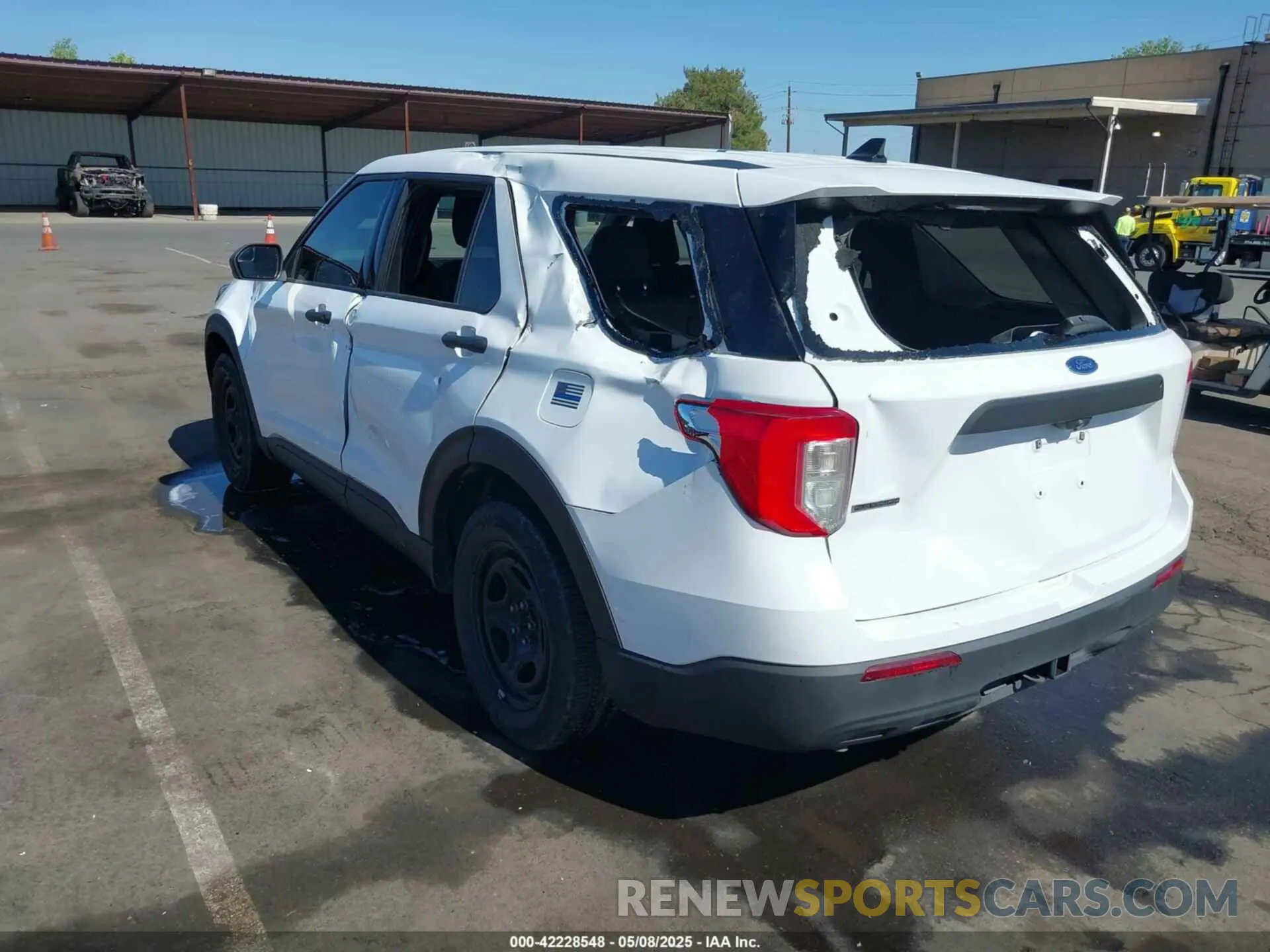 3 Photograph of a damaged car 1FM5K8AB1LGA84299 FORD POLICE INTERCEPTOR 2020