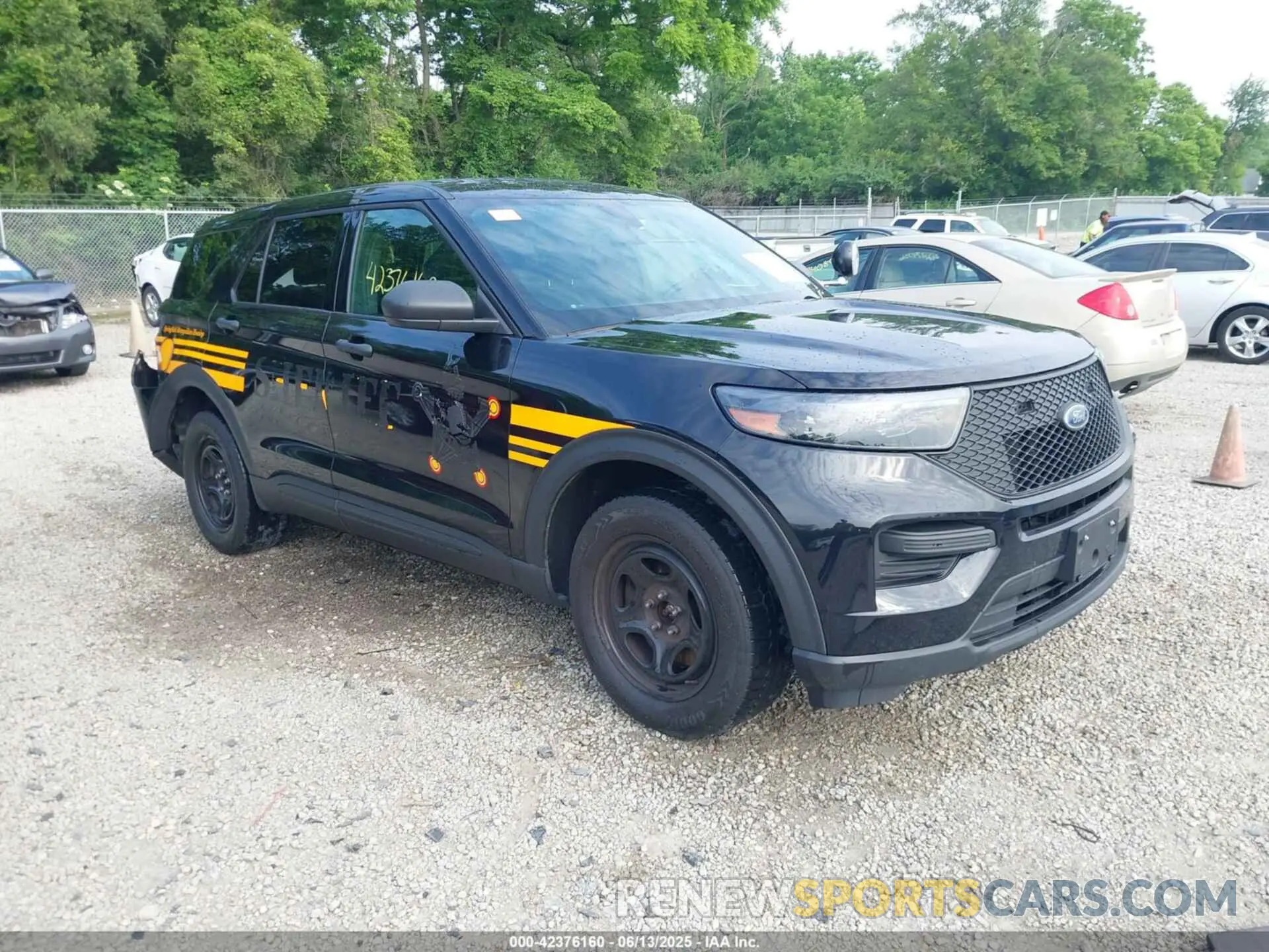 1 Photograph of a damaged car 1FM5K8AB4LGD08147 FORD POLICE INTERCEPTOR 2020