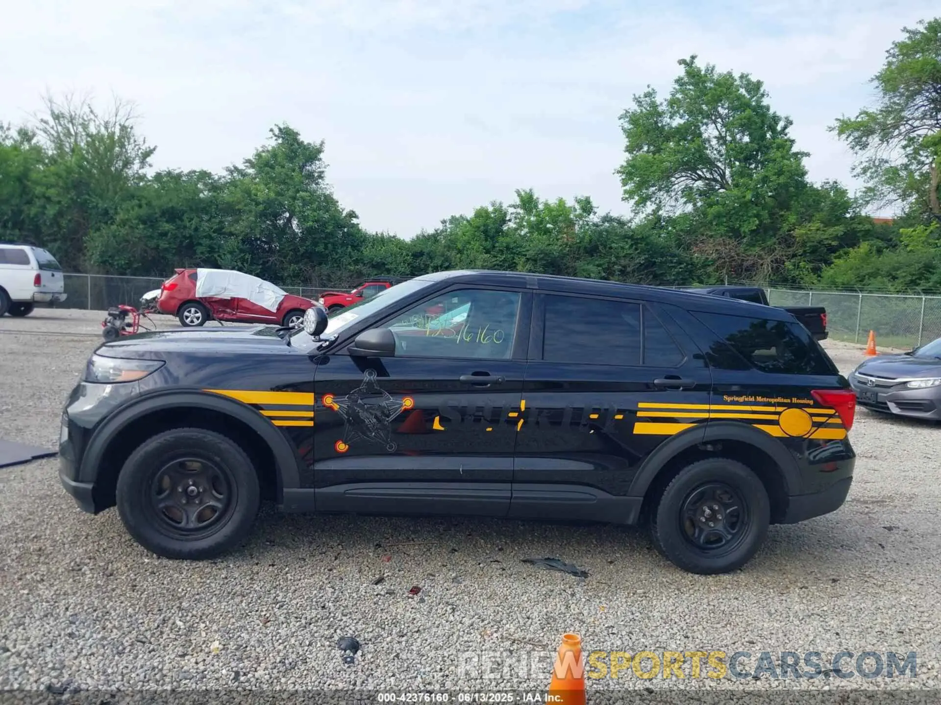 15 Photograph of a damaged car 1FM5K8AB4LGD08147 FORD POLICE INTERCEPTOR 2020