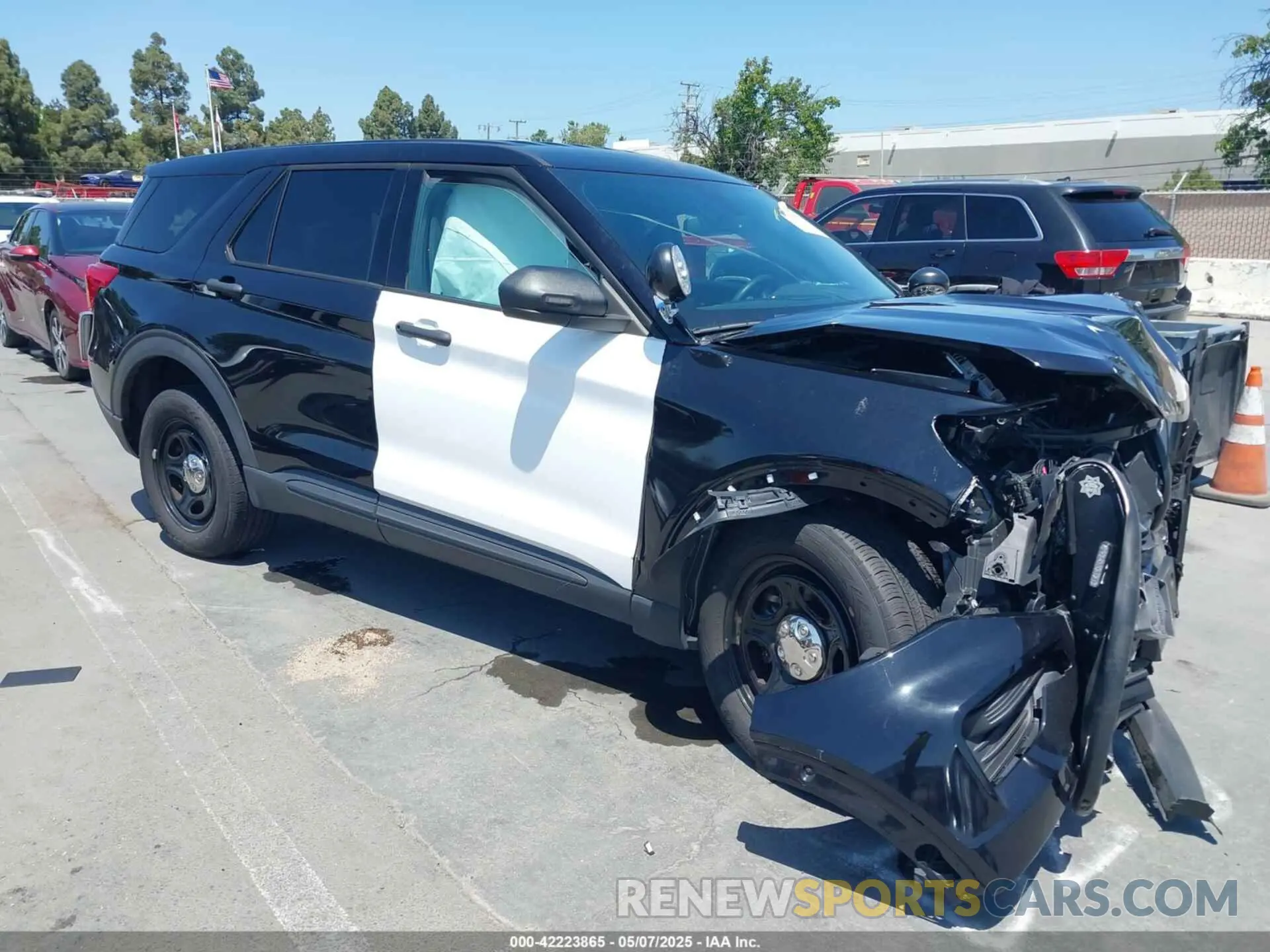 1 Photograph of a damaged car 1FM5K8AB6LGA19058 FORD POLICE INTERCEPTOR 2020