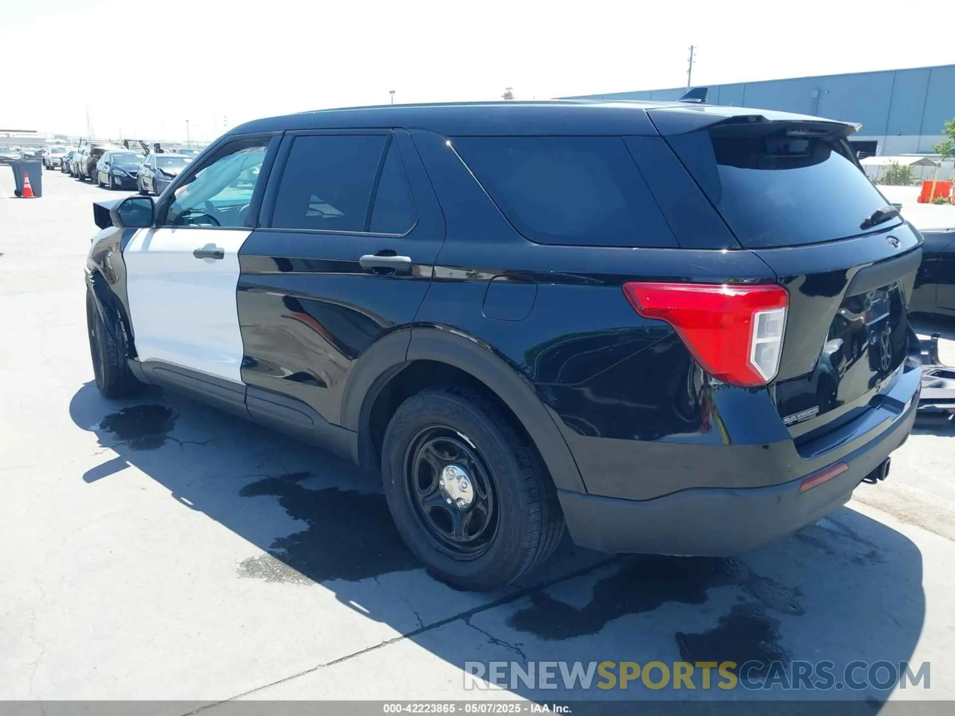 3 Photograph of a damaged car 1FM5K8AB6LGA19058 FORD POLICE INTERCEPTOR 2020