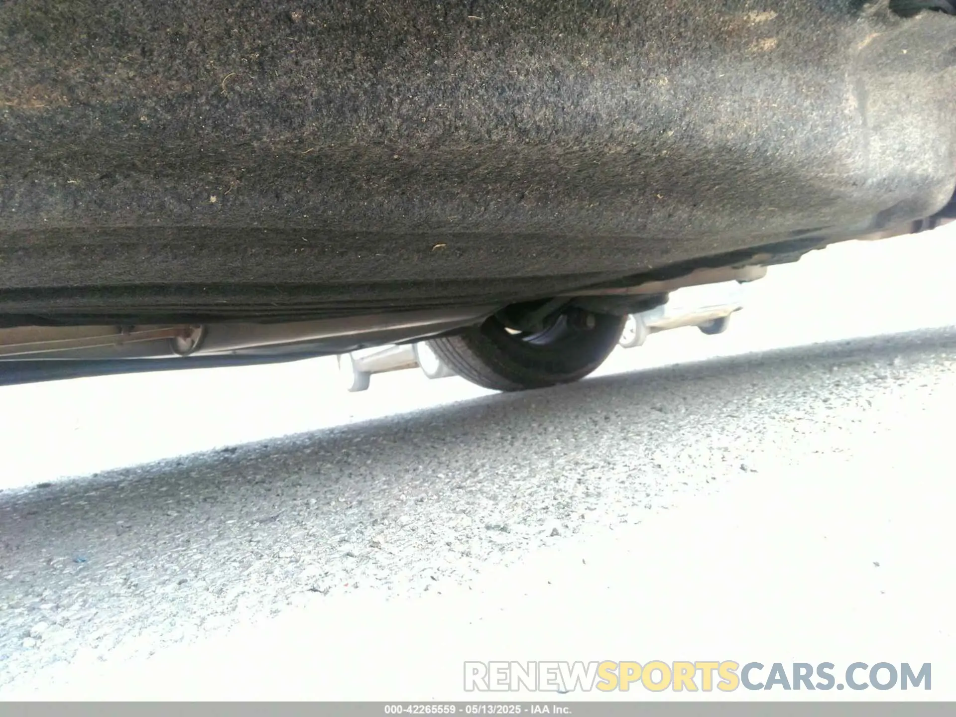 21 Photograph of a damaged car 1FM5K8AB9LGB85123 FORD POLICE INTERCEPTOR 2020