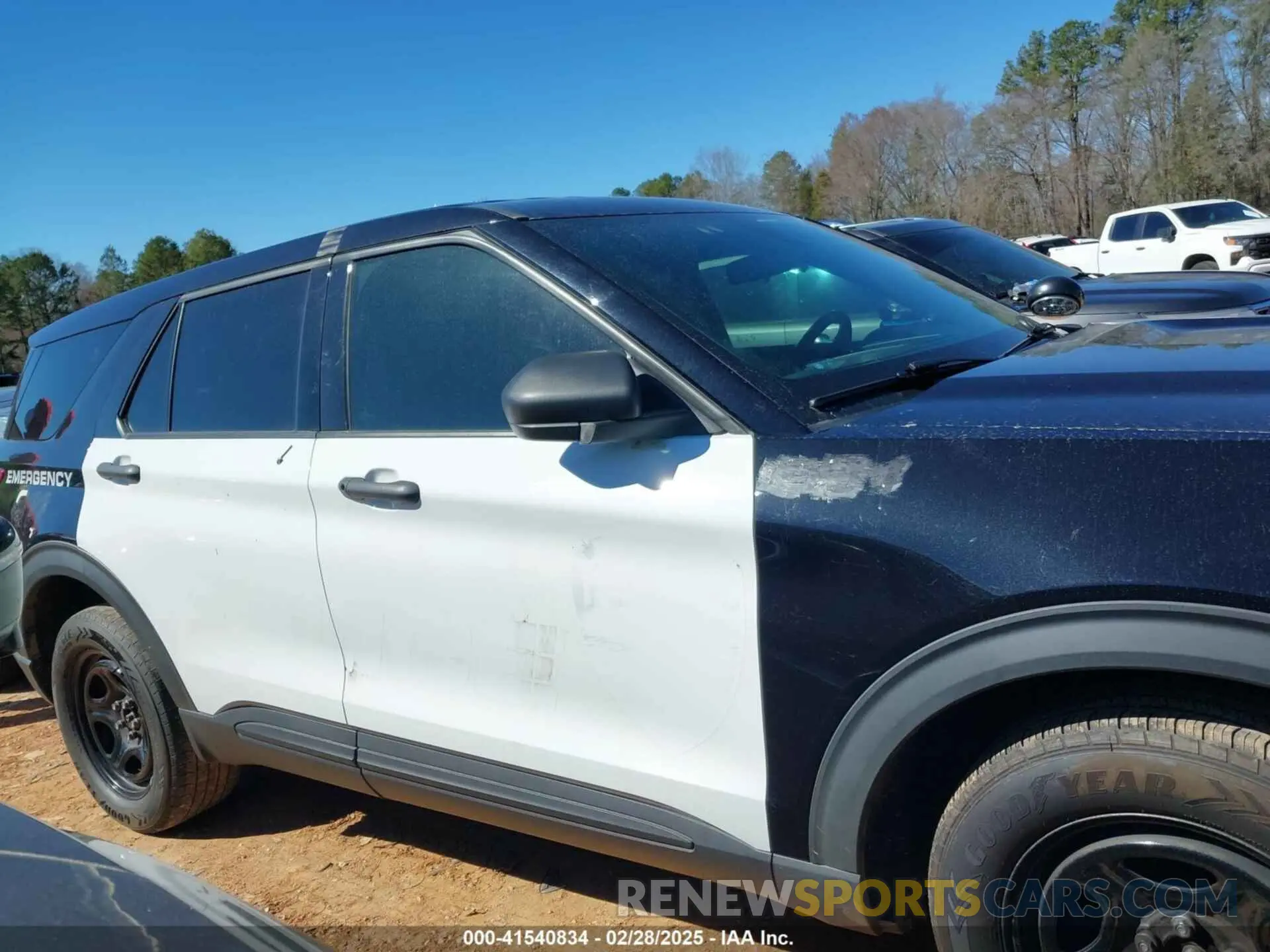 13 Photograph of a damaged car 1FM5K8ABXLGB84661 FORD POLICE INTERCEPTOR 2020