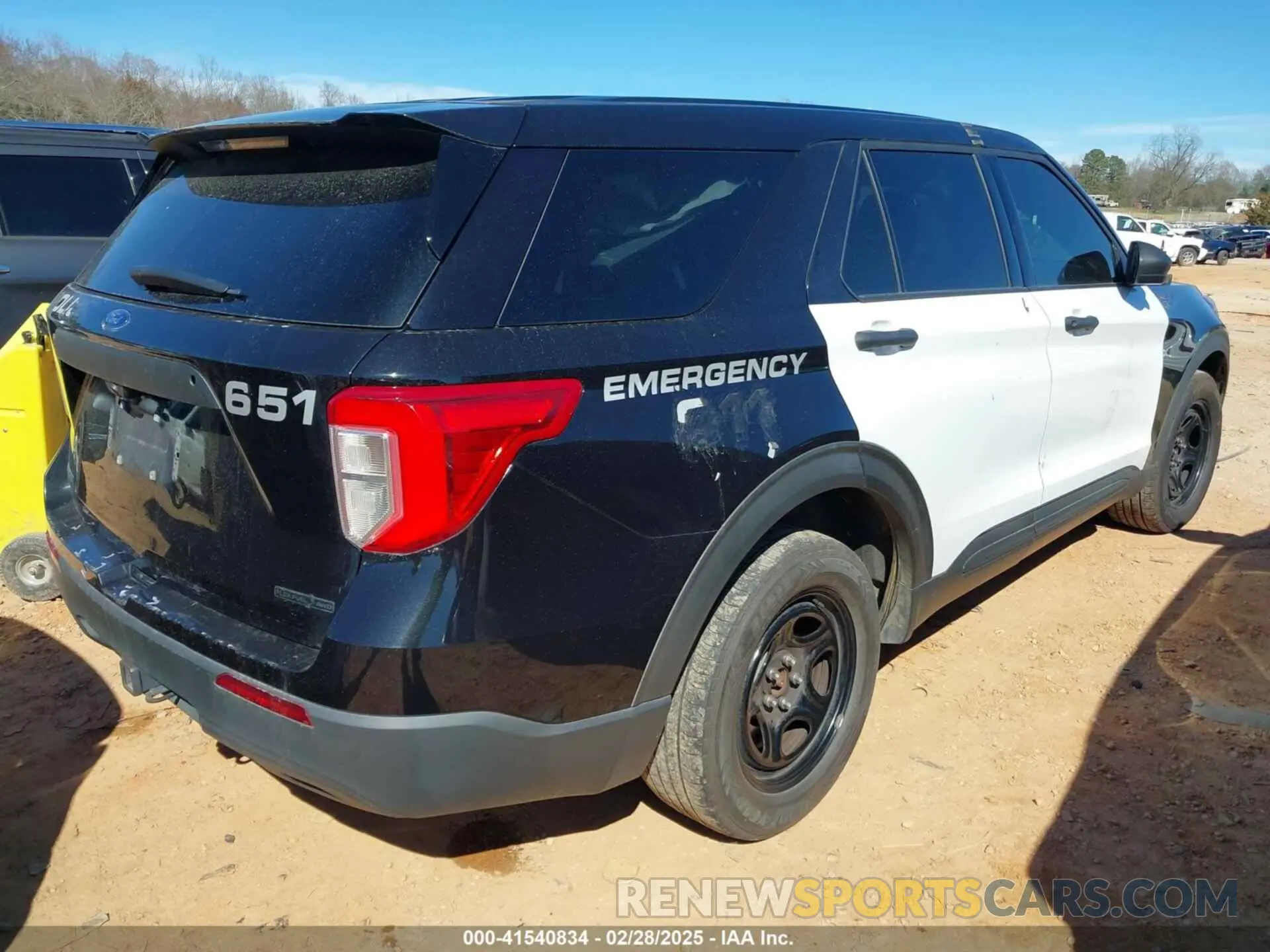 4 Photograph of a damaged car 1FM5K8ABXLGB84661 FORD POLICE INTERCEPTOR 2020