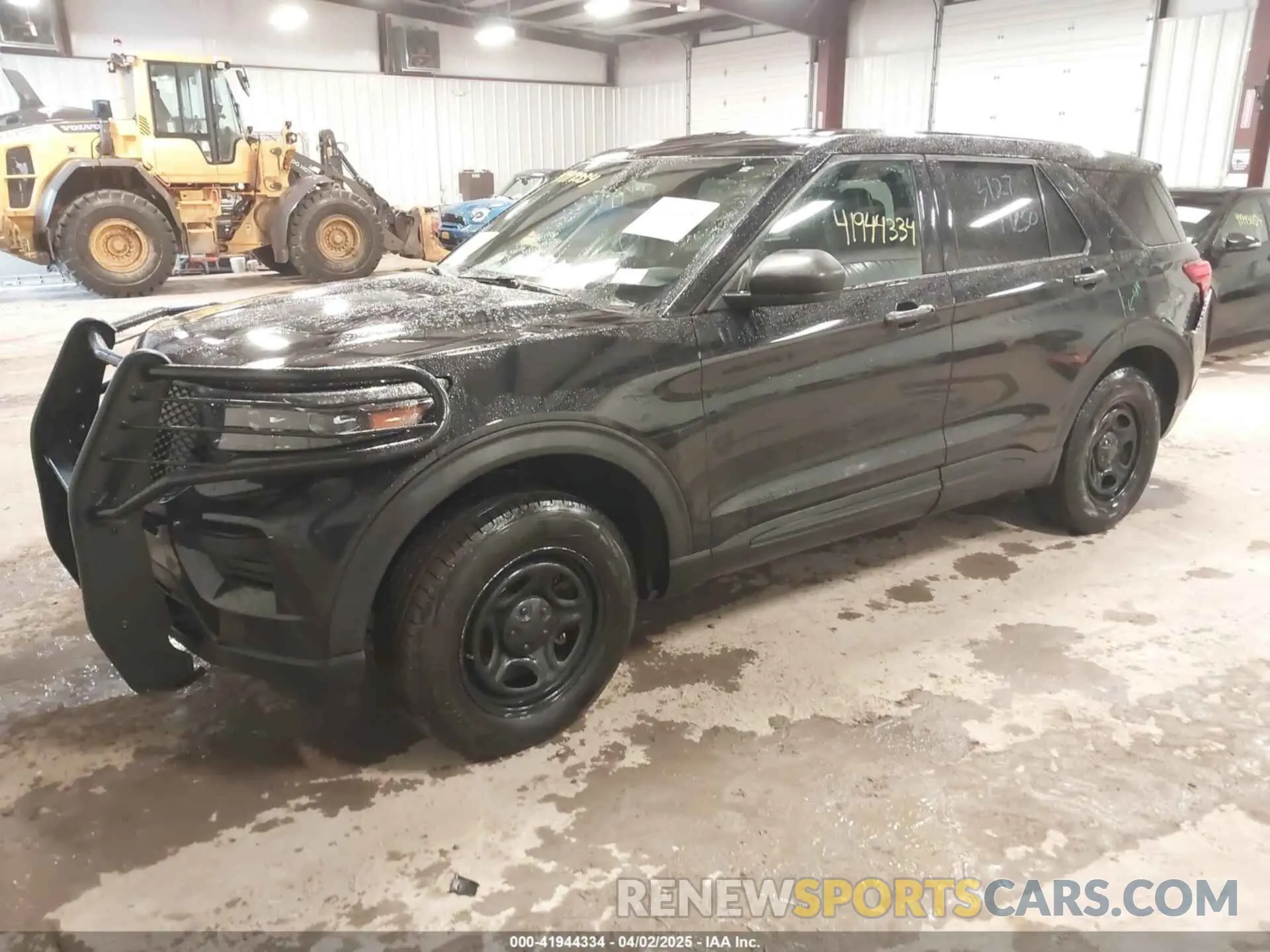 2 Photograph of a damaged car 1FM5K8AW2LGD00101 FORD POLICE INTERCEPTOR 2020