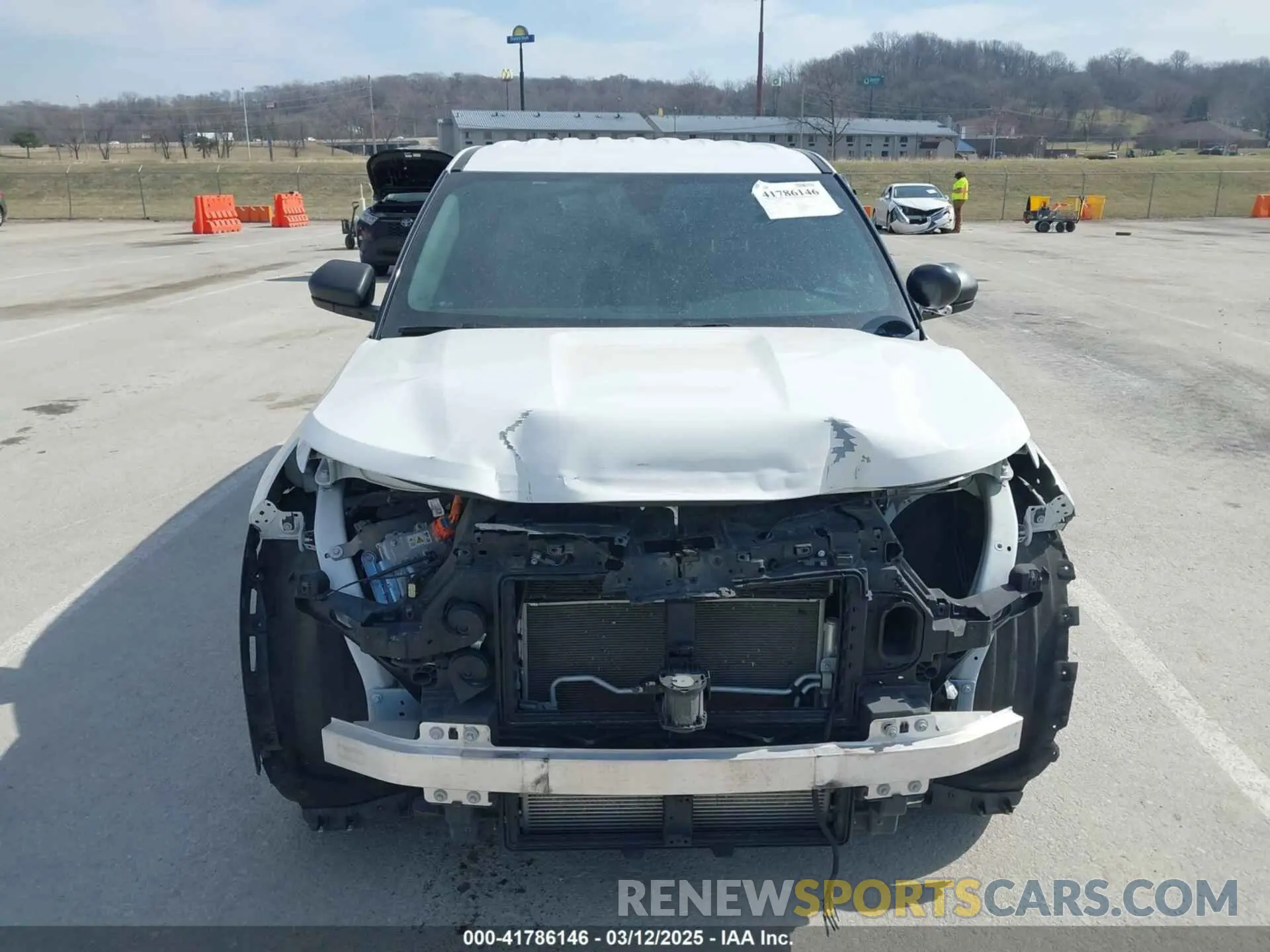 12 Photograph of a damaged car 1FM5K8AW5LGC67871 FORD POLICE INTERCEPTOR 2020