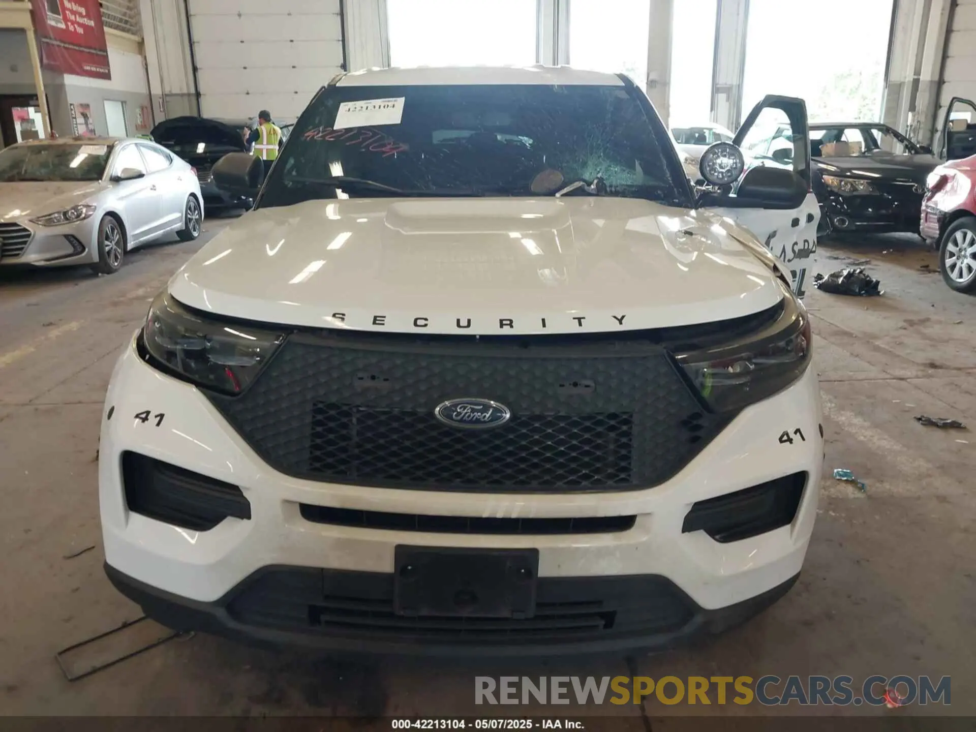 13 Photograph of a damaged car 1FM5K8AWXLGA84448 FORD POLICE INTERCEPTOR 2020