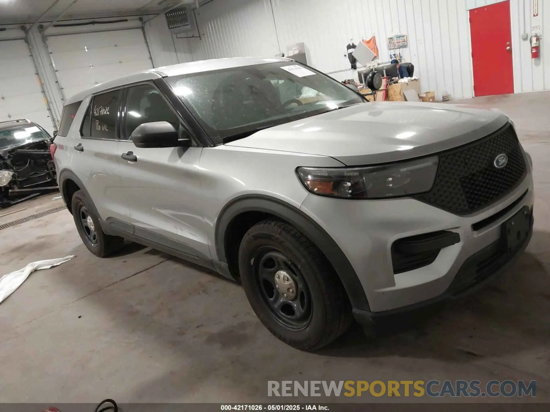 1 Photograph of a damaged car 1FM5K8AB1MGB04827 FORD POLICE INTERCEPTOR 2021