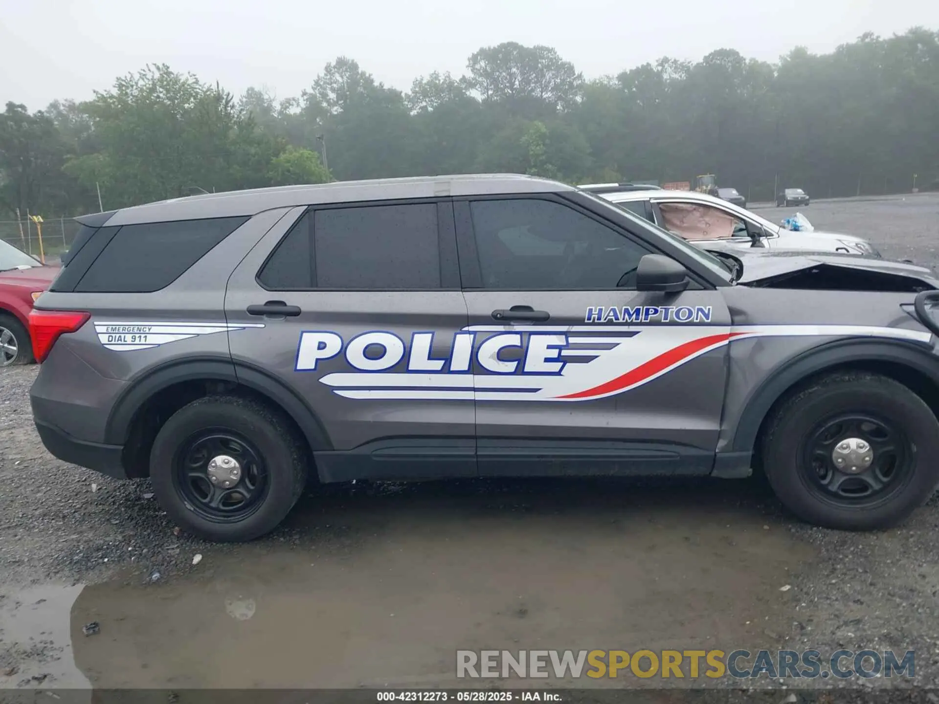 13 Photograph of a damaged car 1FM5K8AB2MGB53941 FORD POLICE INTERCEPTOR 2021