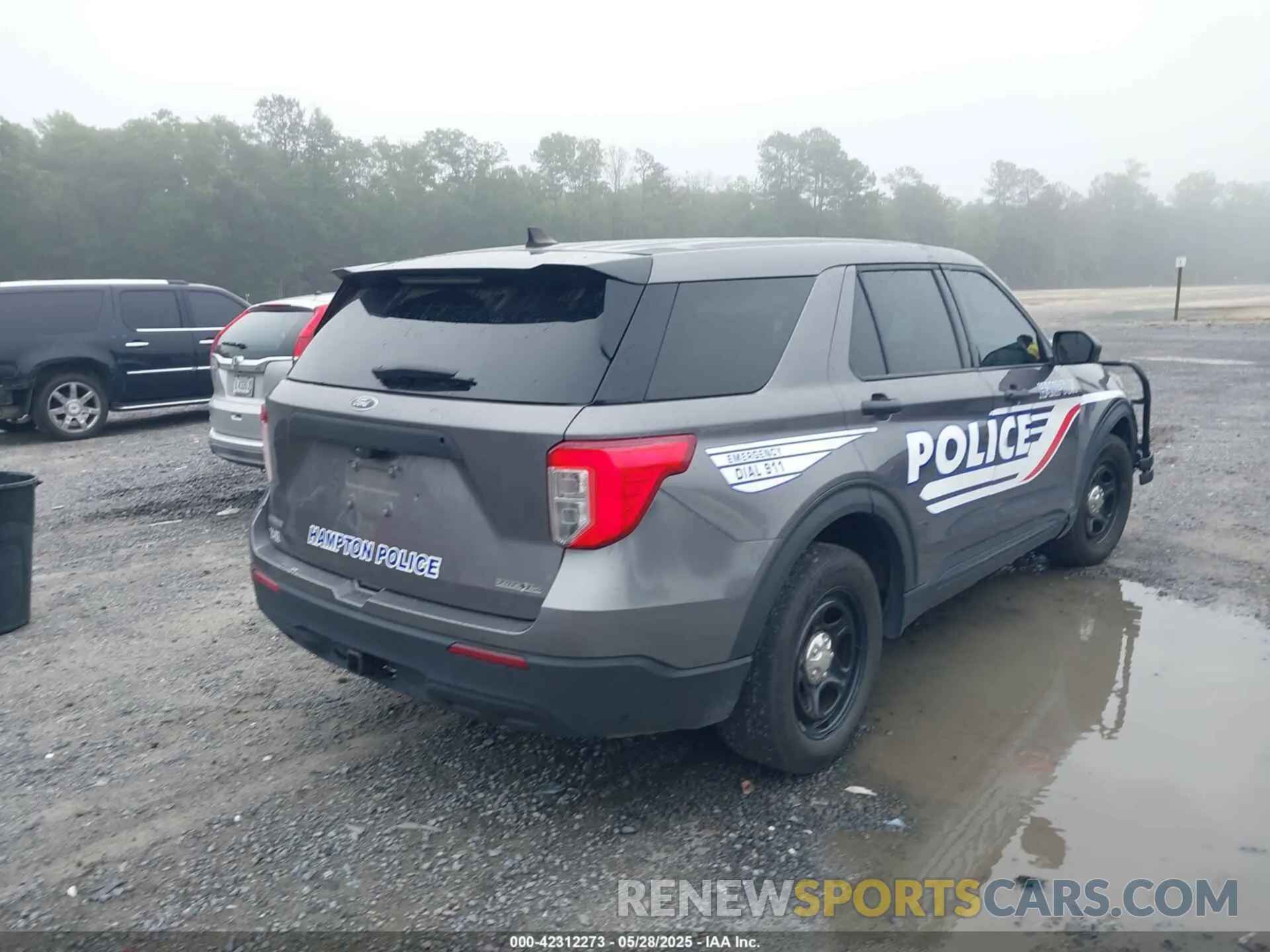 4 Photograph of a damaged car 1FM5K8AB2MGB53941 FORD POLICE INTERCEPTOR 2021