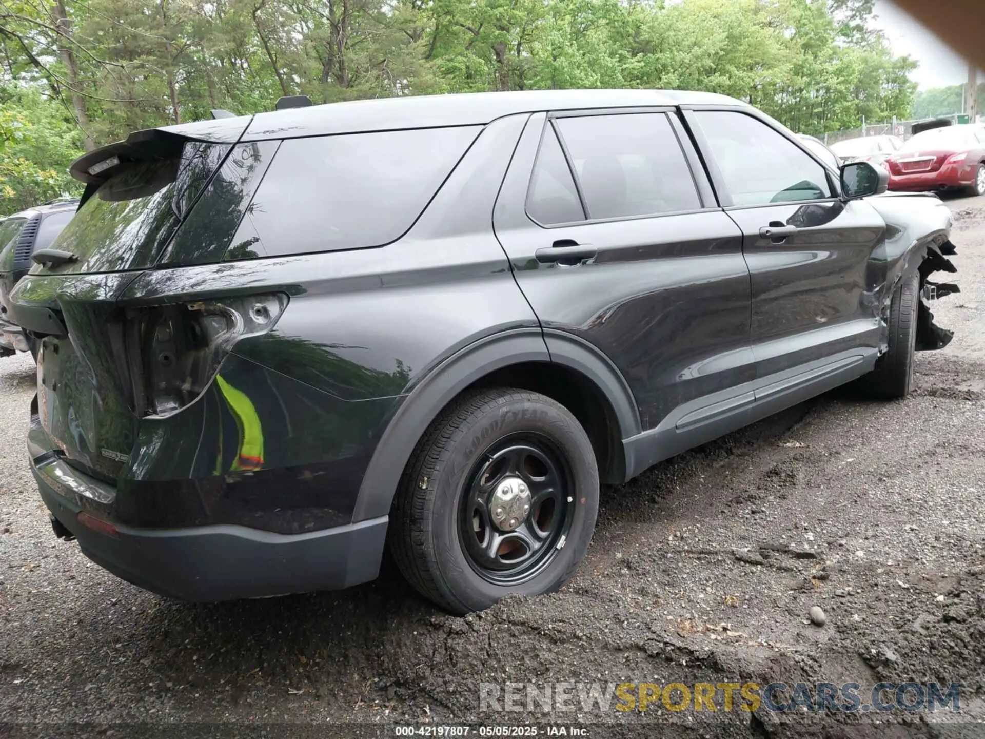 4 Photograph of a damaged car 1FM5K8AB4MGC02122 FORD POLICE INTERCEPTOR 2021