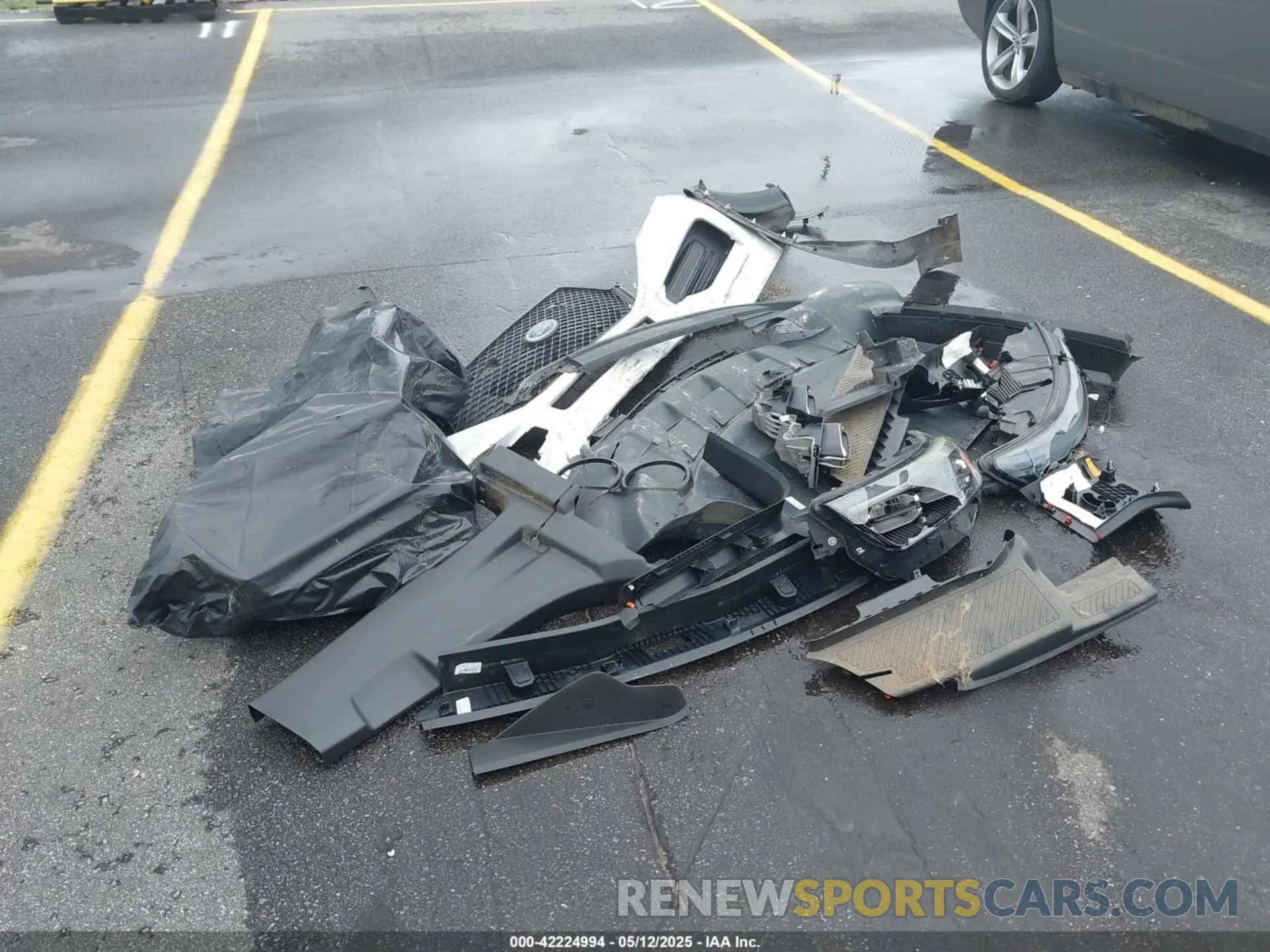 12 Photograph of a damaged car 1FM5K8AB5MGA19375 FORD POLICE INTERCEPTOR 2021