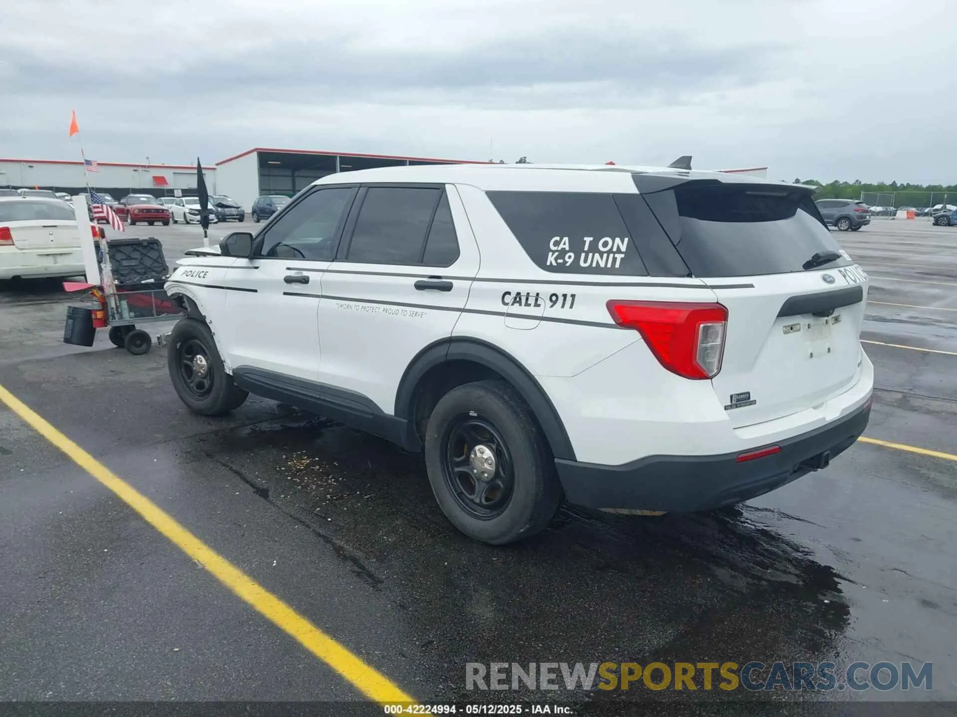 3 Photograph of a damaged car 1FM5K8AB5MGA19375 FORD POLICE INTERCEPTOR 2021