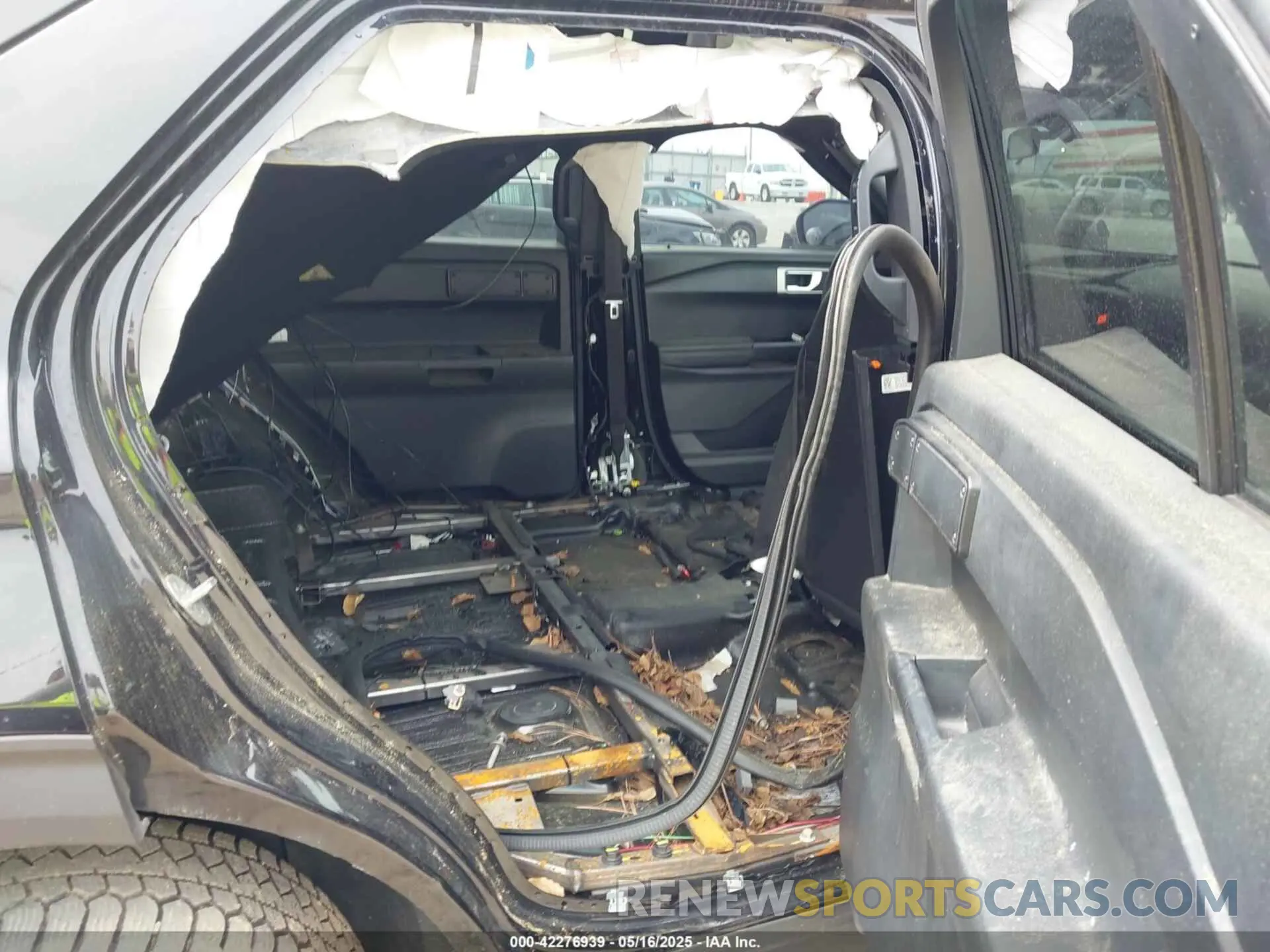 8 Photograph of a damaged car 1FM5K8AB5MGB99053 FORD POLICE INTERCEPTOR 2021